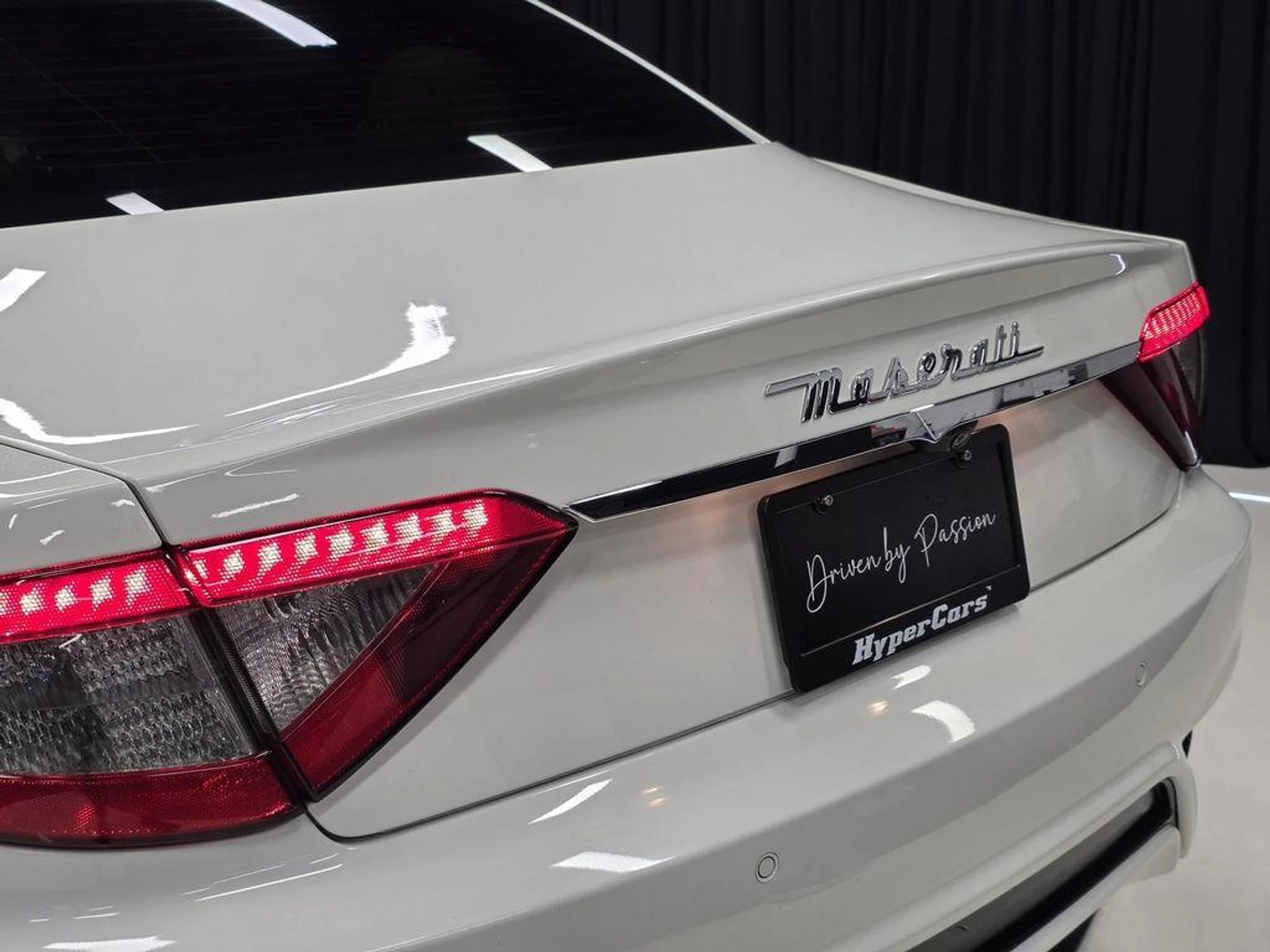 mph055_2277618236_u_Vt_Qu_Zaq3_S_no0_Fy_T_L6_SBDLSM_f51c97c322