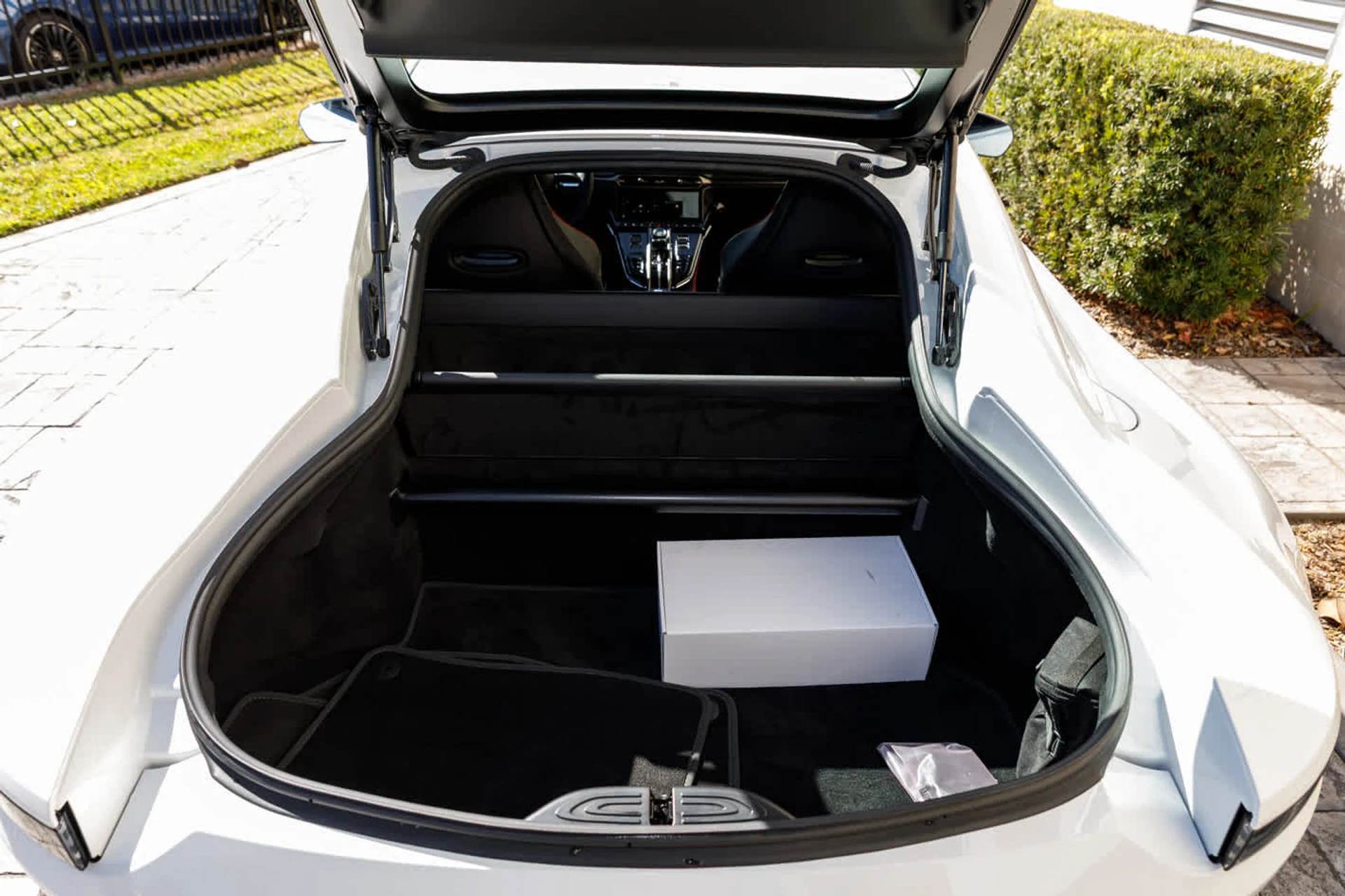 mph055_229060162_56_e4369483ce