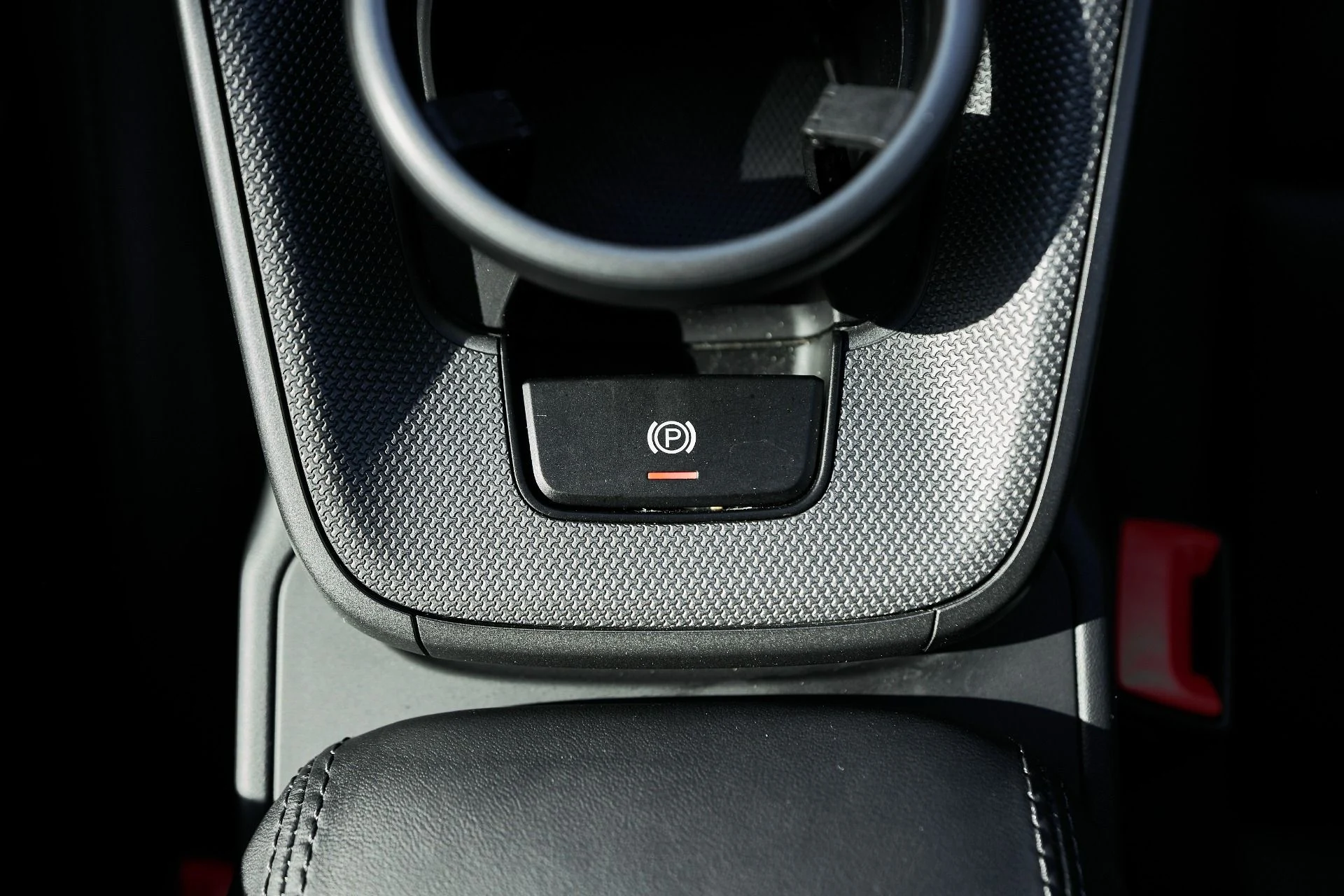 mph055_2290718801_Used_2024_Porsche_911_Carrera_S_1763676170_28b3ae8253