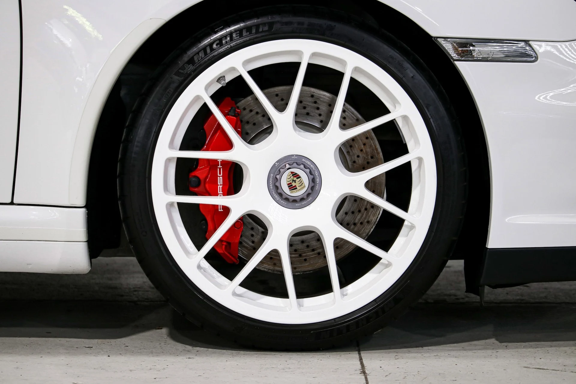 mph055_2296682645_5661d8a0d8f1d1192d334d7f7923c0bex_bfb56172cd