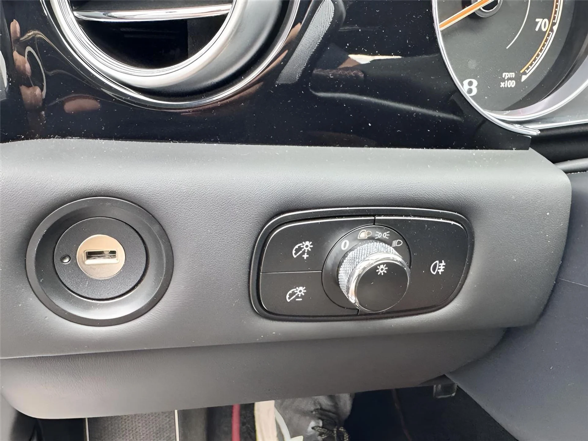 mph055_2307438456_88753774f1af38020b0fffc66cf2011e_e0d74b7a3b