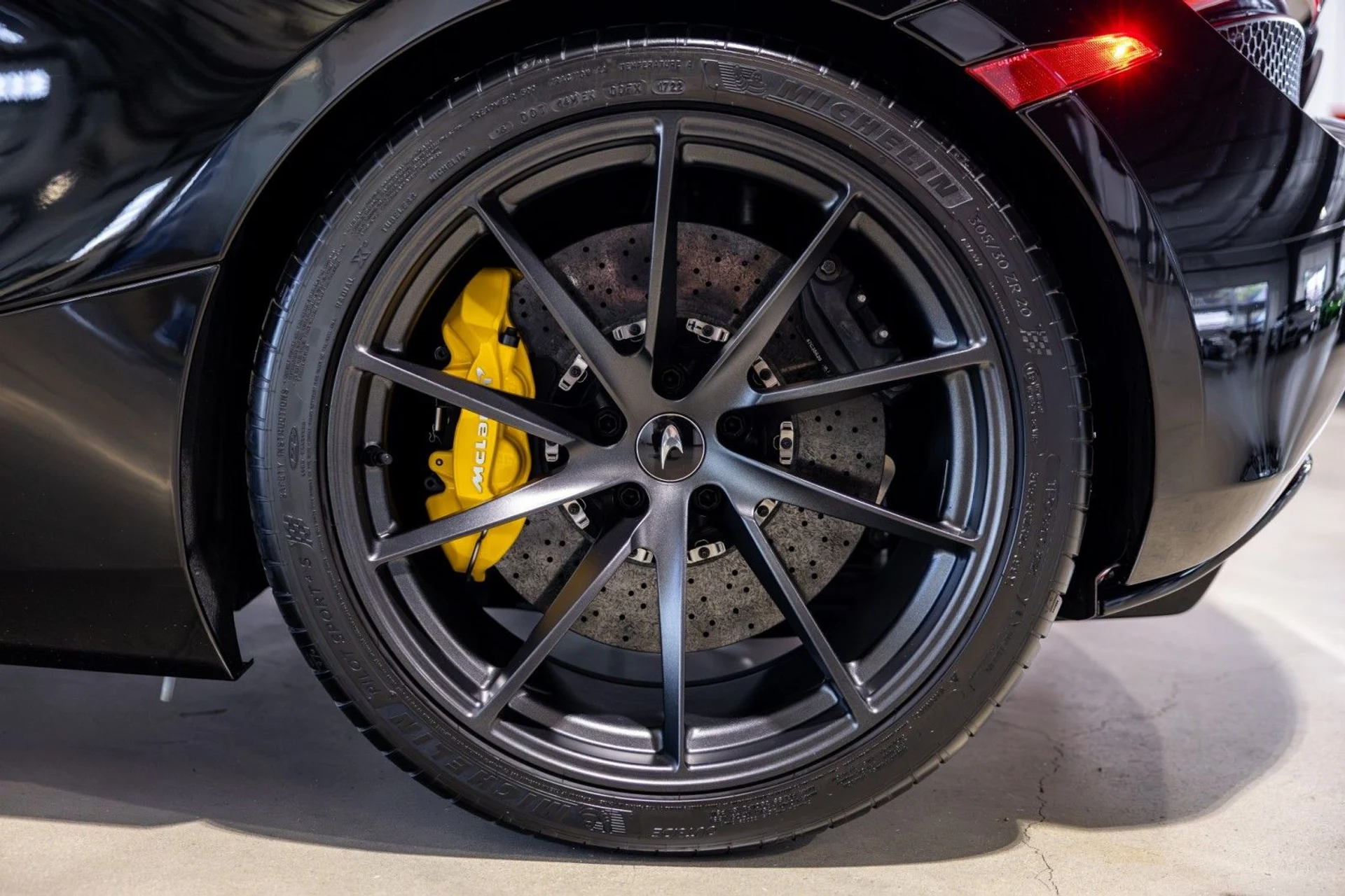 mph055_2319032100_m_A_b5aec0fcdf