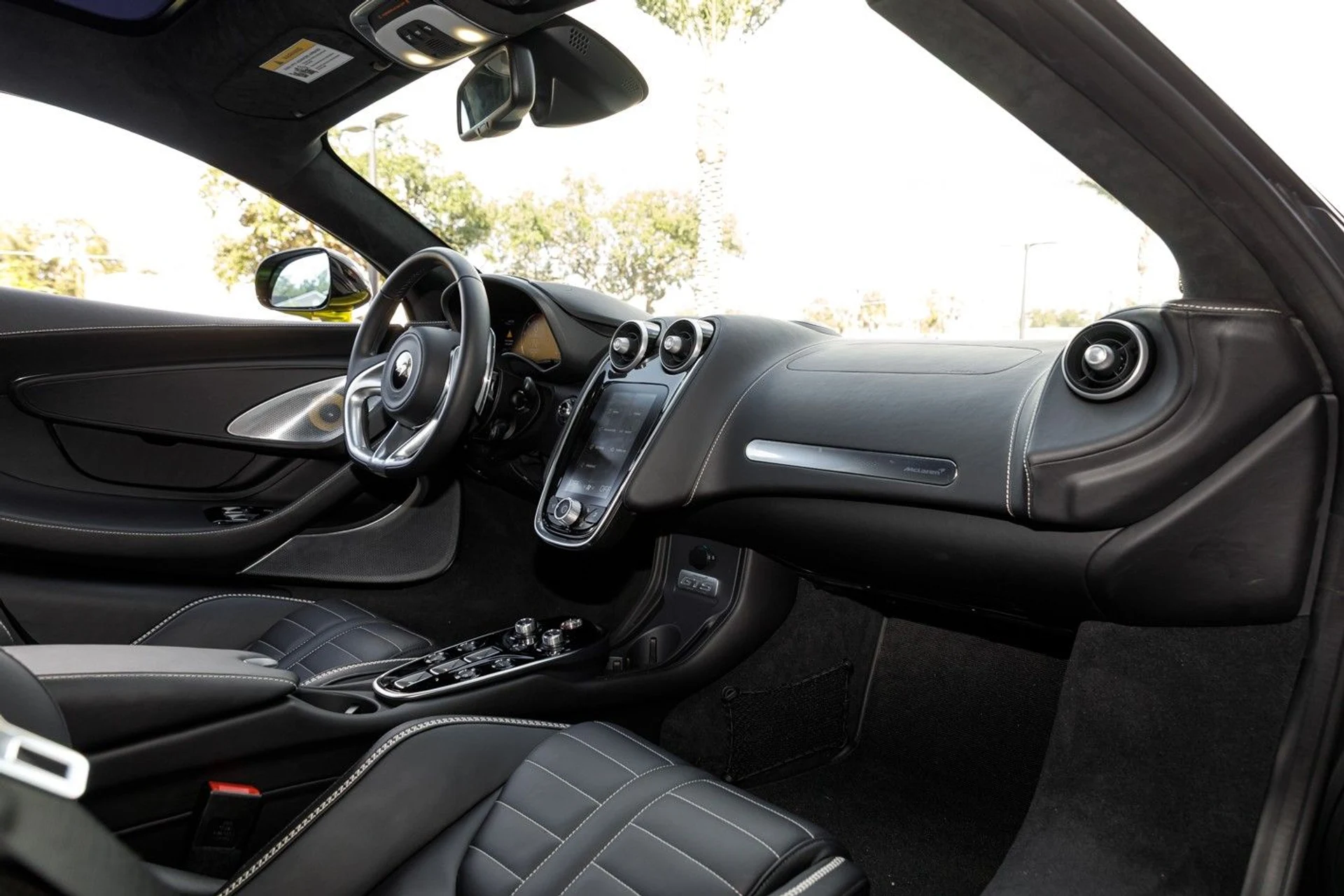 mph055_2338722519_462_p56_l_0c75de9cd3