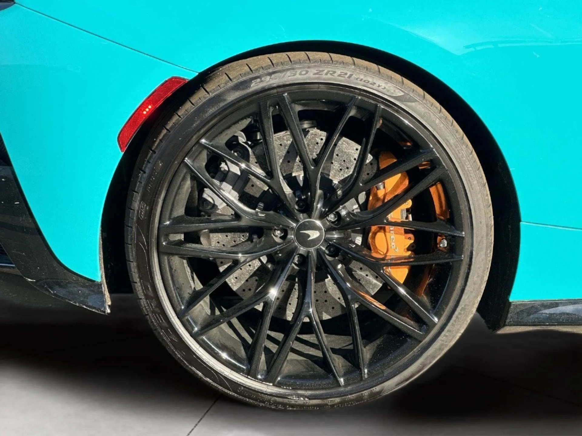 mph055_2355795676_343bac004ef6fc5ef840fbcbcf98affb_21862cf109