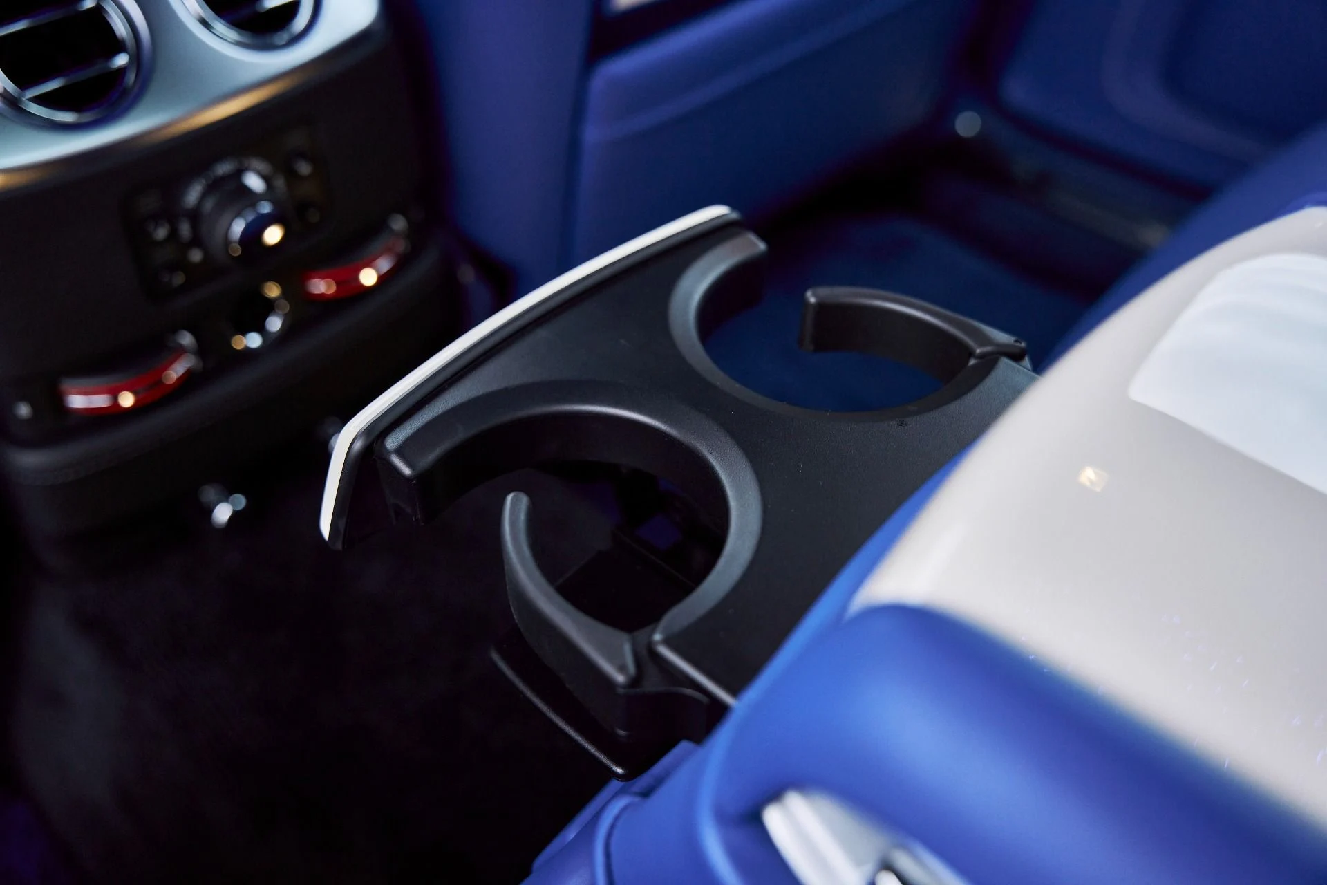 mph055_235926371_Used_2019_Rolls_Royce_Ghost_Base_1767224345_9b1be23b73