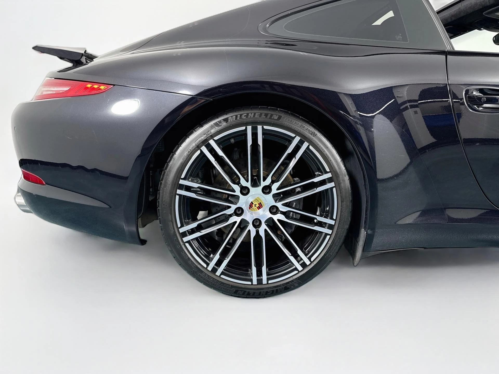 mph055_2364104870_Used_2016_Porsche_911_Carrera_Black_Edition_1791478384_cf45de7f8a