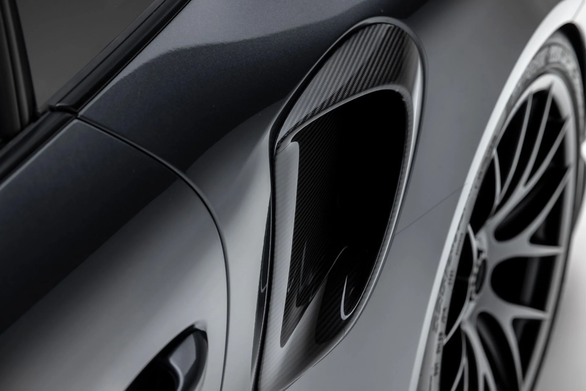 mph055_2369124661_11865_p56_l_cbfd14fd77