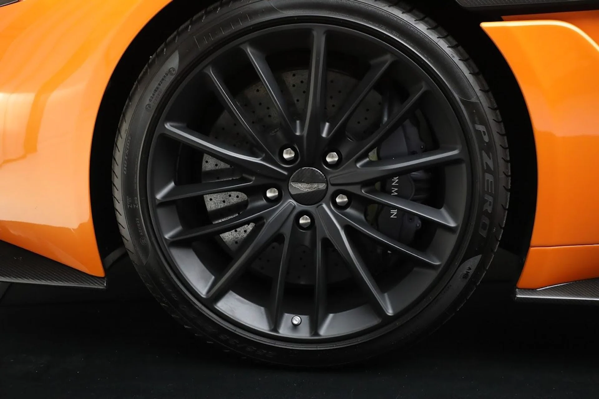 mph055_2372331854_Used_2018_Aston_Martin_Vanquish_Zagato_Speedster_79cbaf9e3f