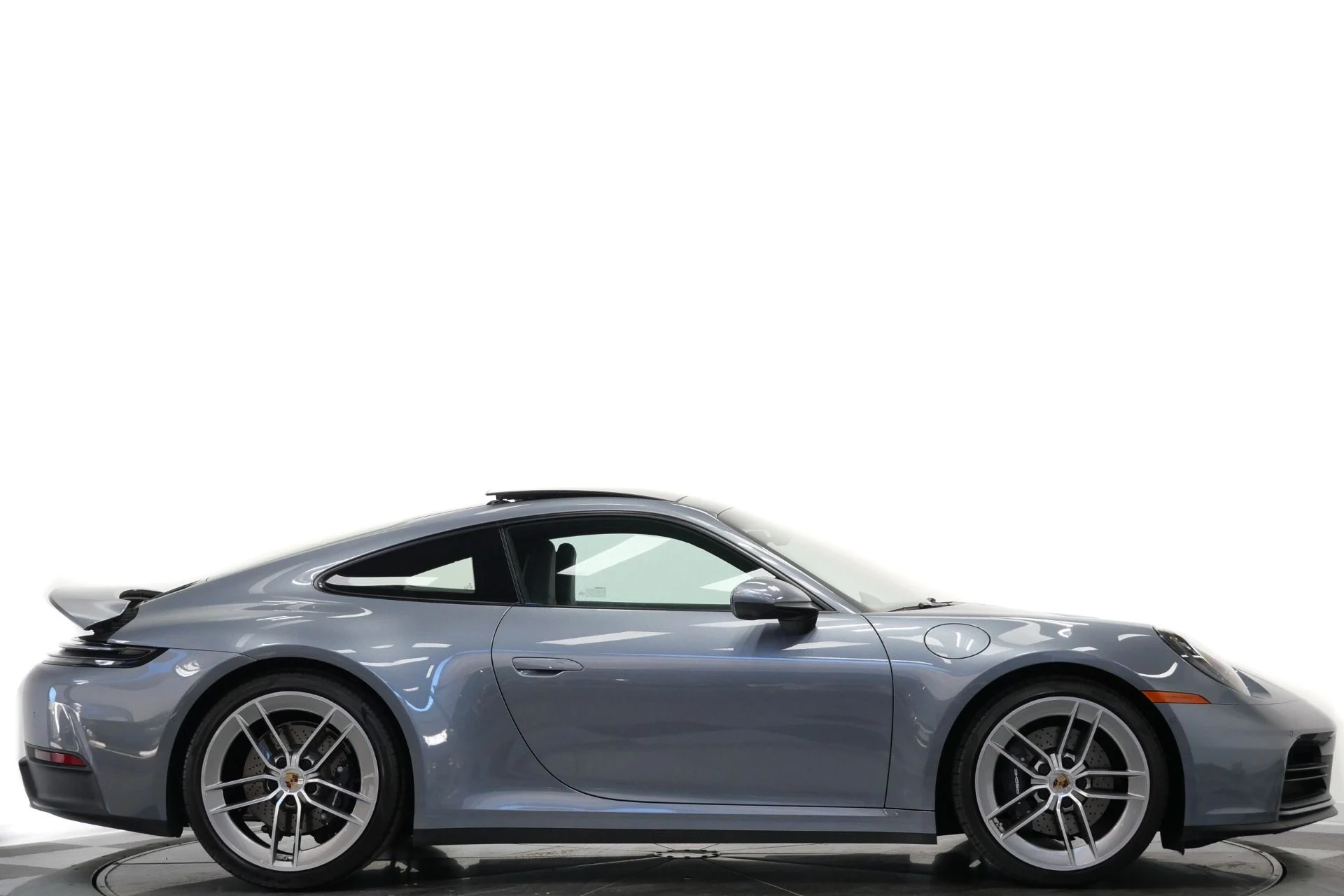 mph055_2392945298_Used_2025_Porsche_911_Carrera_Premium_Package_Sport_Exhaust_1768503028_2952e6f9b7