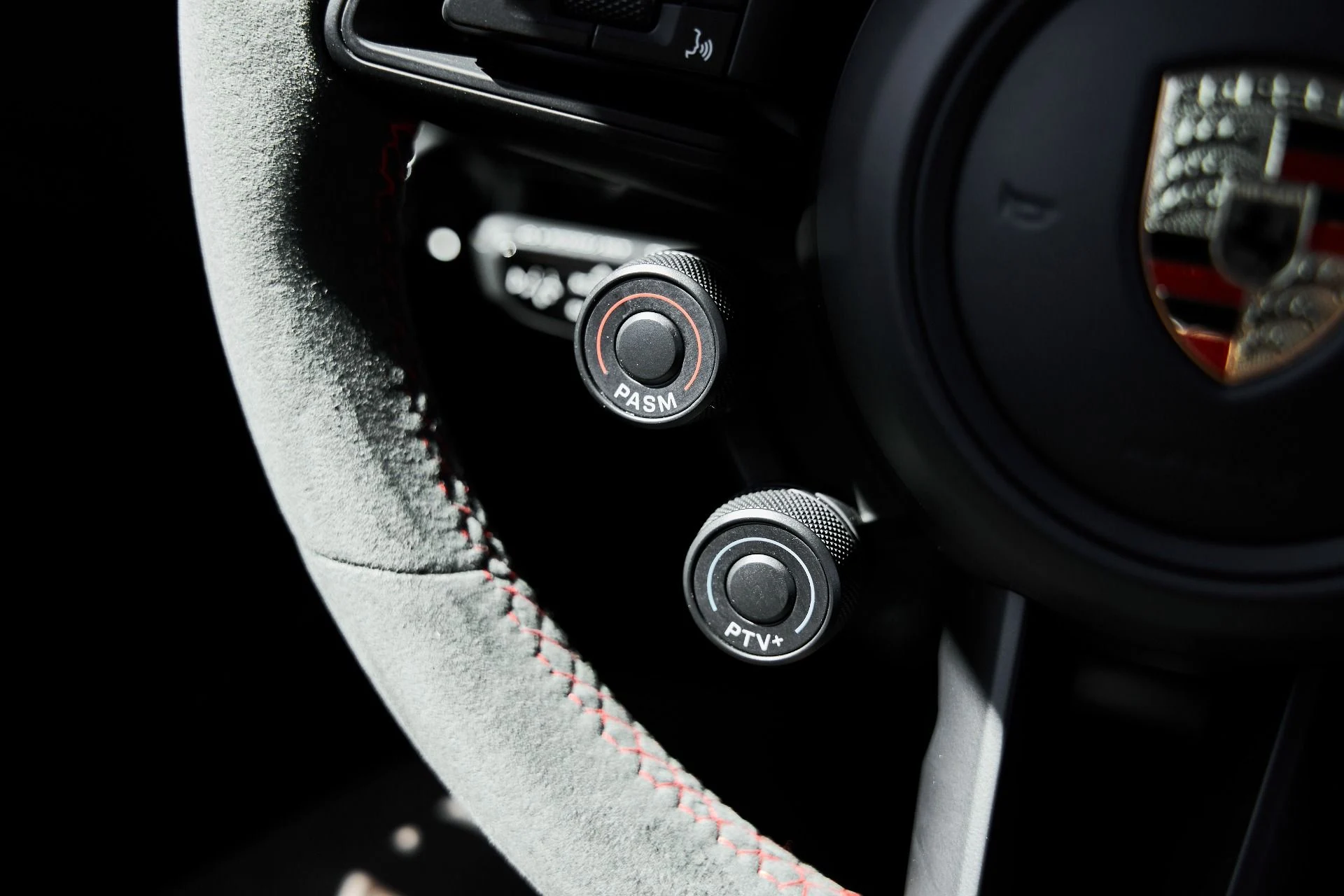 mph055_2451840339_Used_2024_Porsche_911_GT_3_RS_1775094583_7cac42a7d6