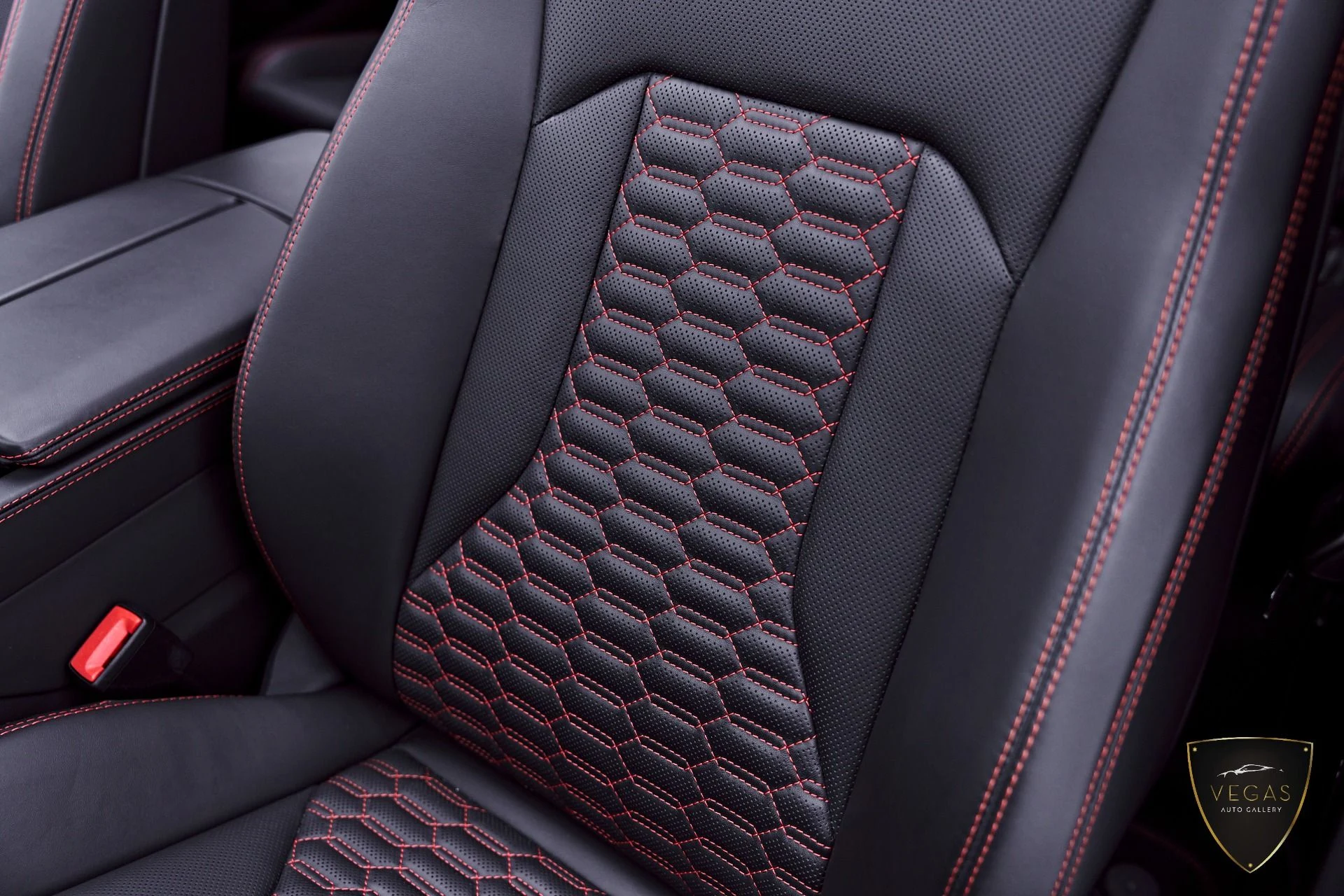 mph055_2463304544_Used_2022_Lamborghini_Urus_1782338991_08b3e81c6c