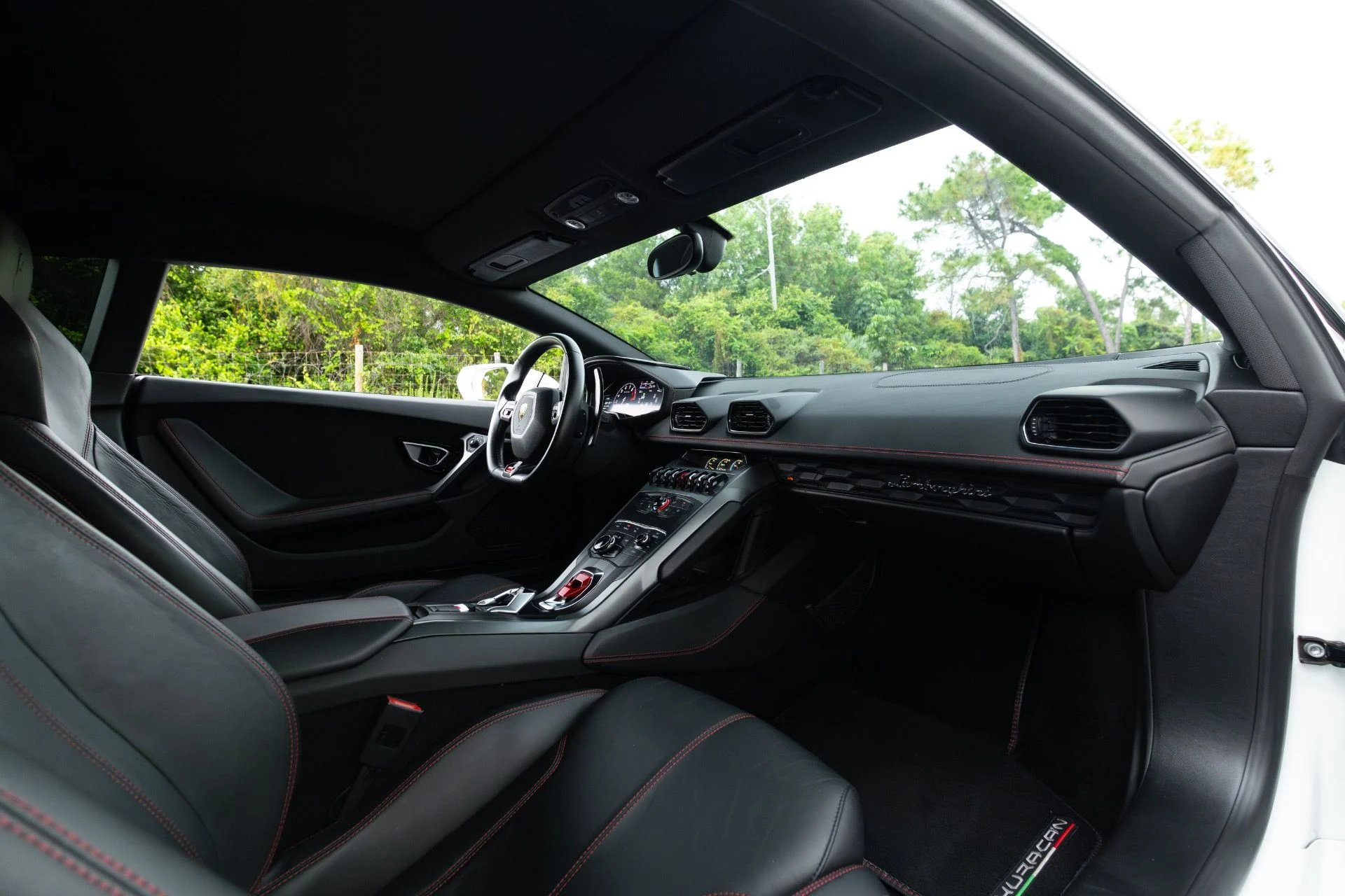 mph055_2476936335_Used_2016_Lamborghini_Huracan_LP_580_2_1778629872_906cb84080