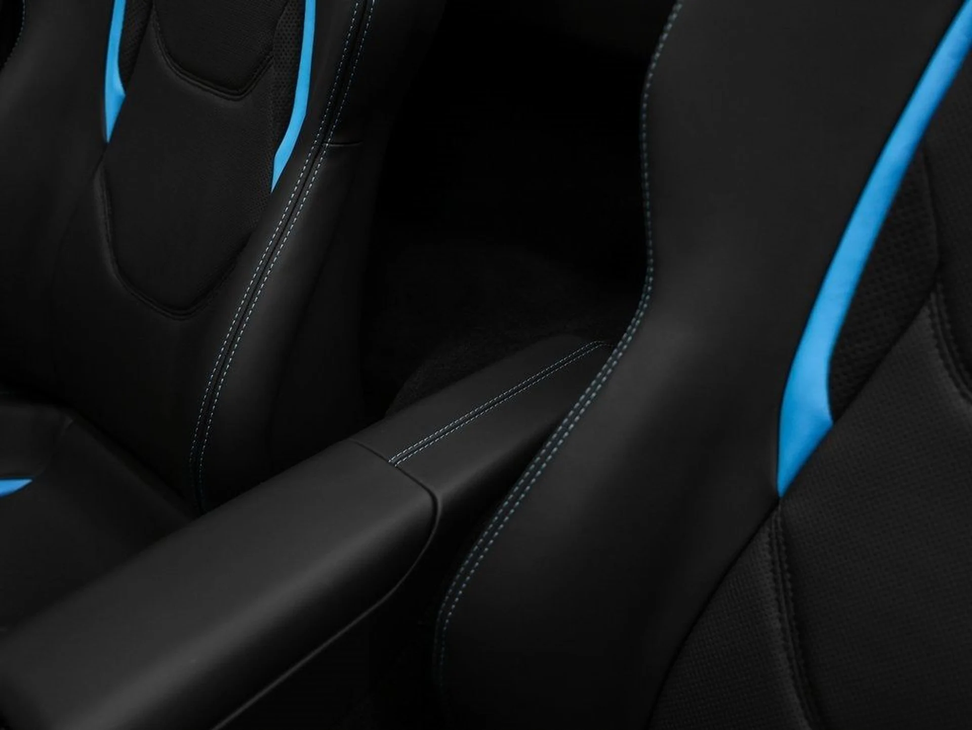 mph055_2479972598_56_63f45a2eb5