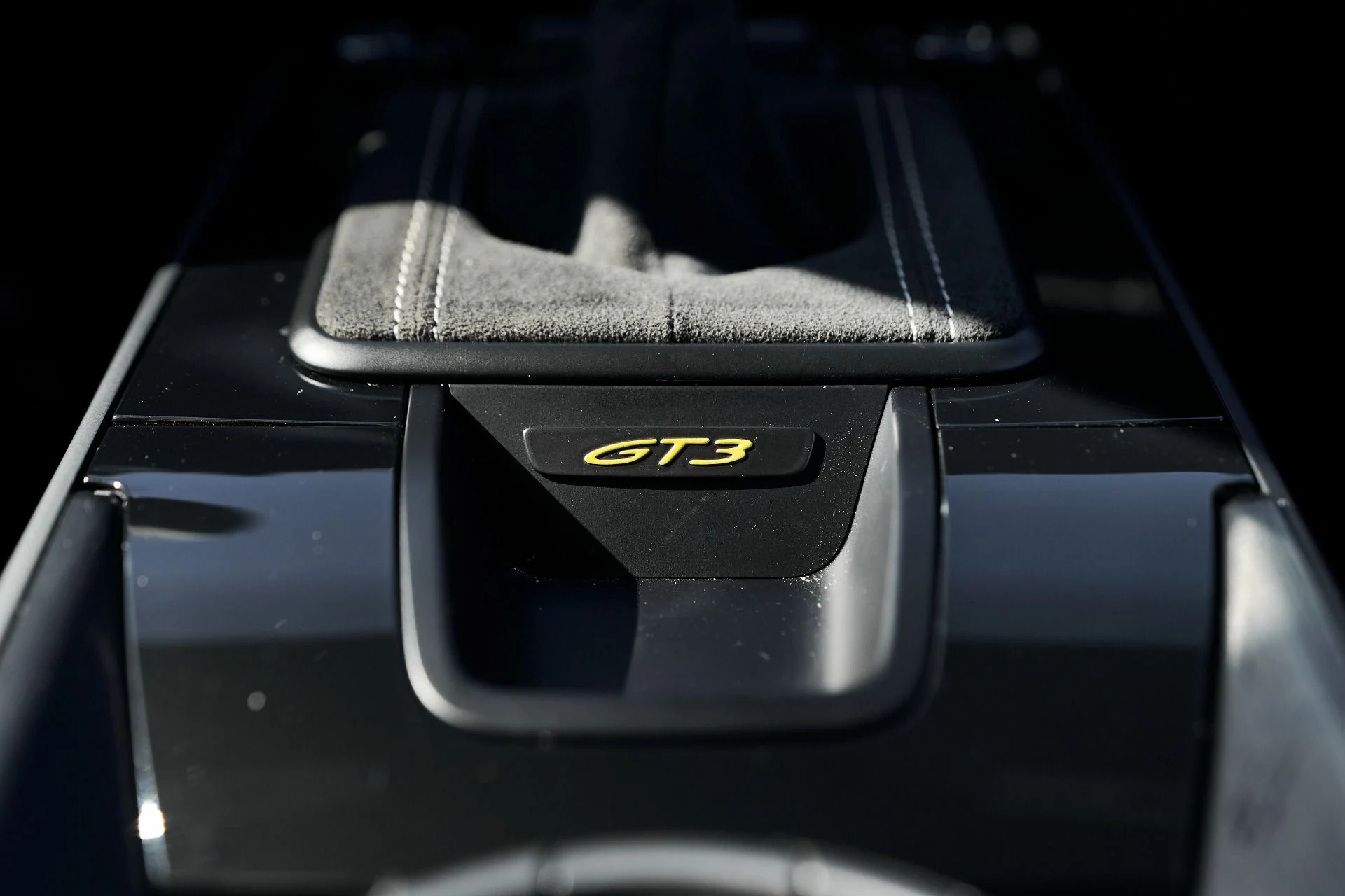 mph055_2494332363_Used_2022_Porsche_911_GT_3_1761959439_ea58cc69af