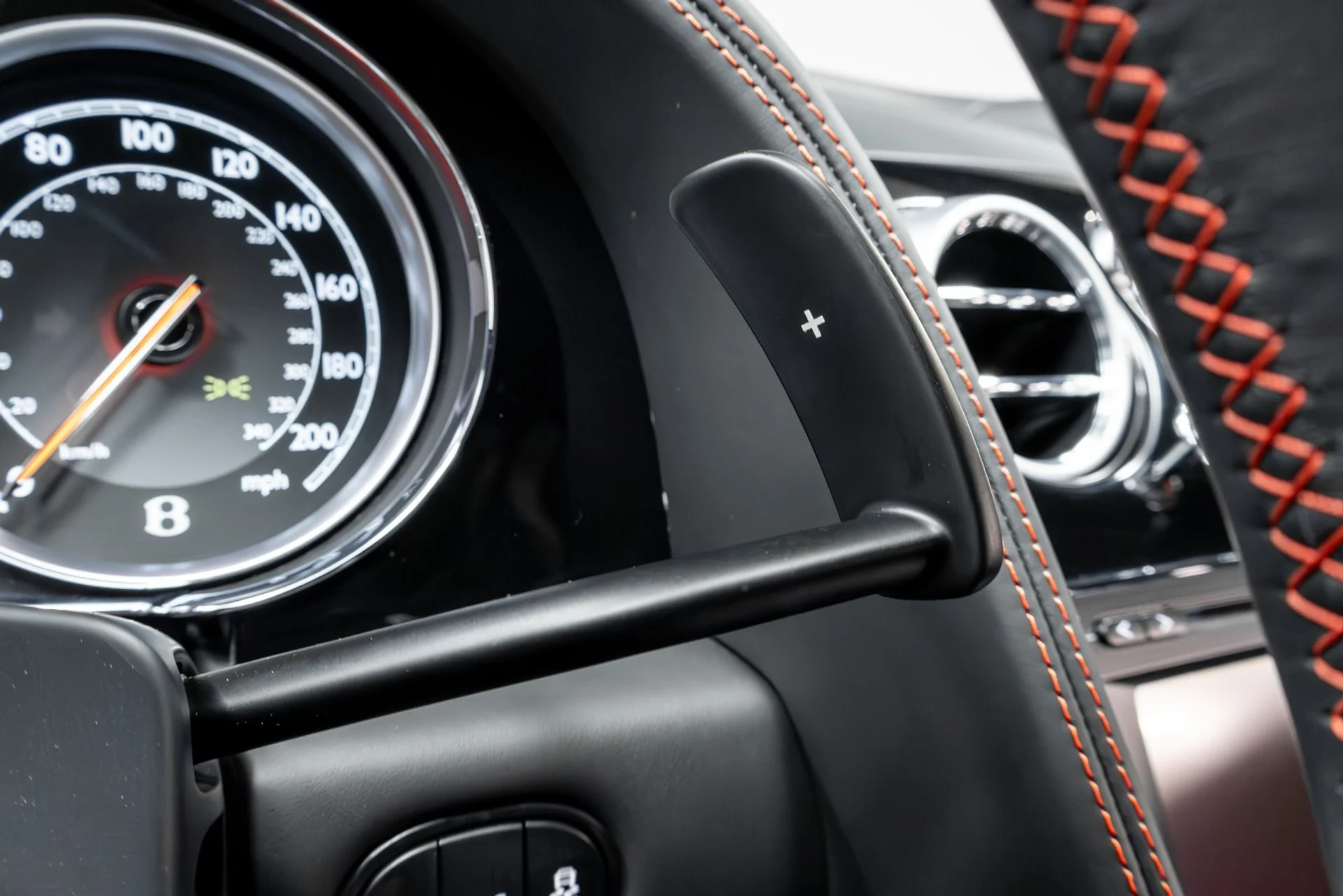 mph055_249737057_Used_2015_Bentley_Continental_GT_V8_S_1770244632_1cf4433725