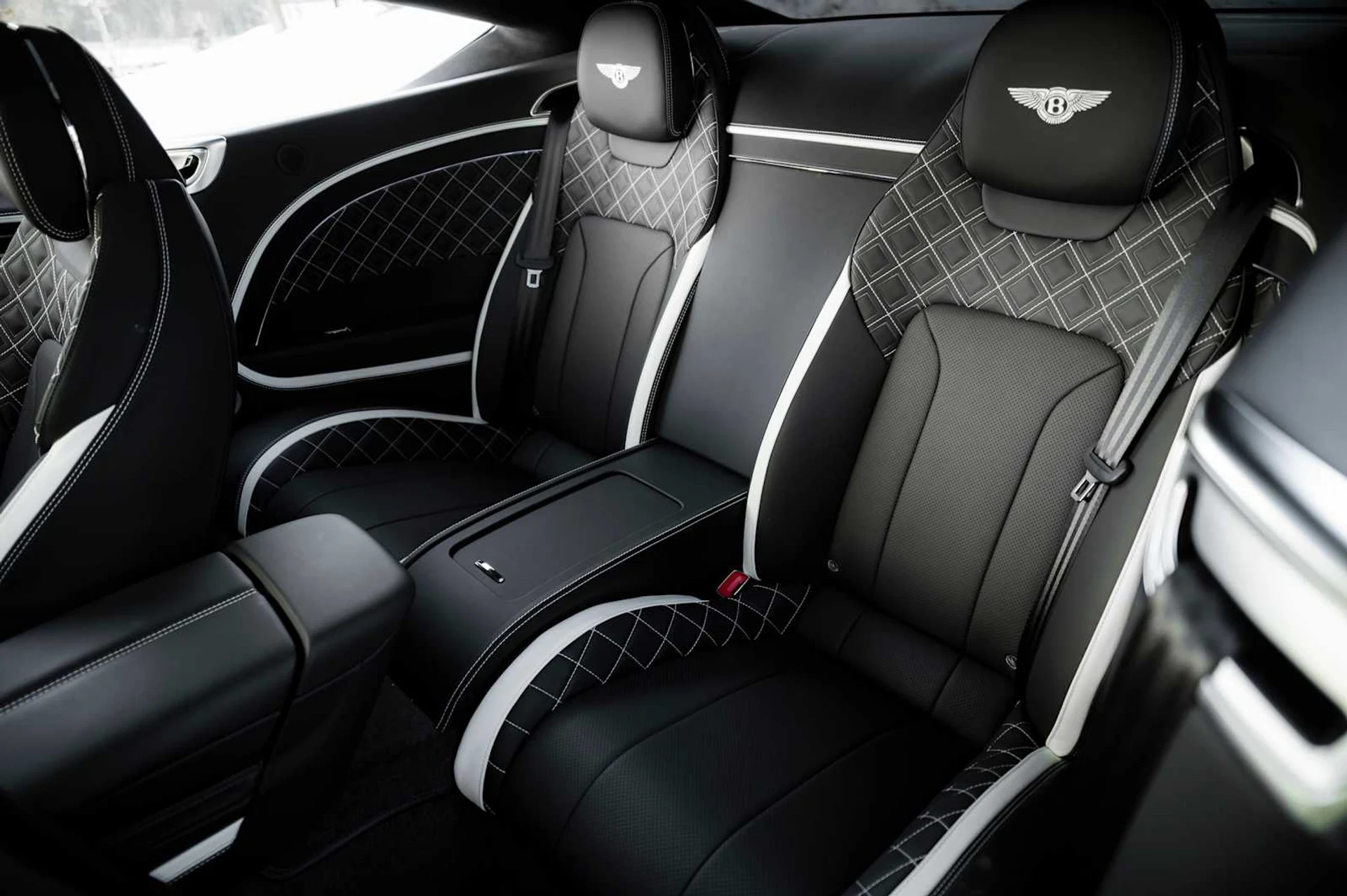 mph055_250099245_7f3b7e204e46929182e9d6e7c5104b22x_456255868c