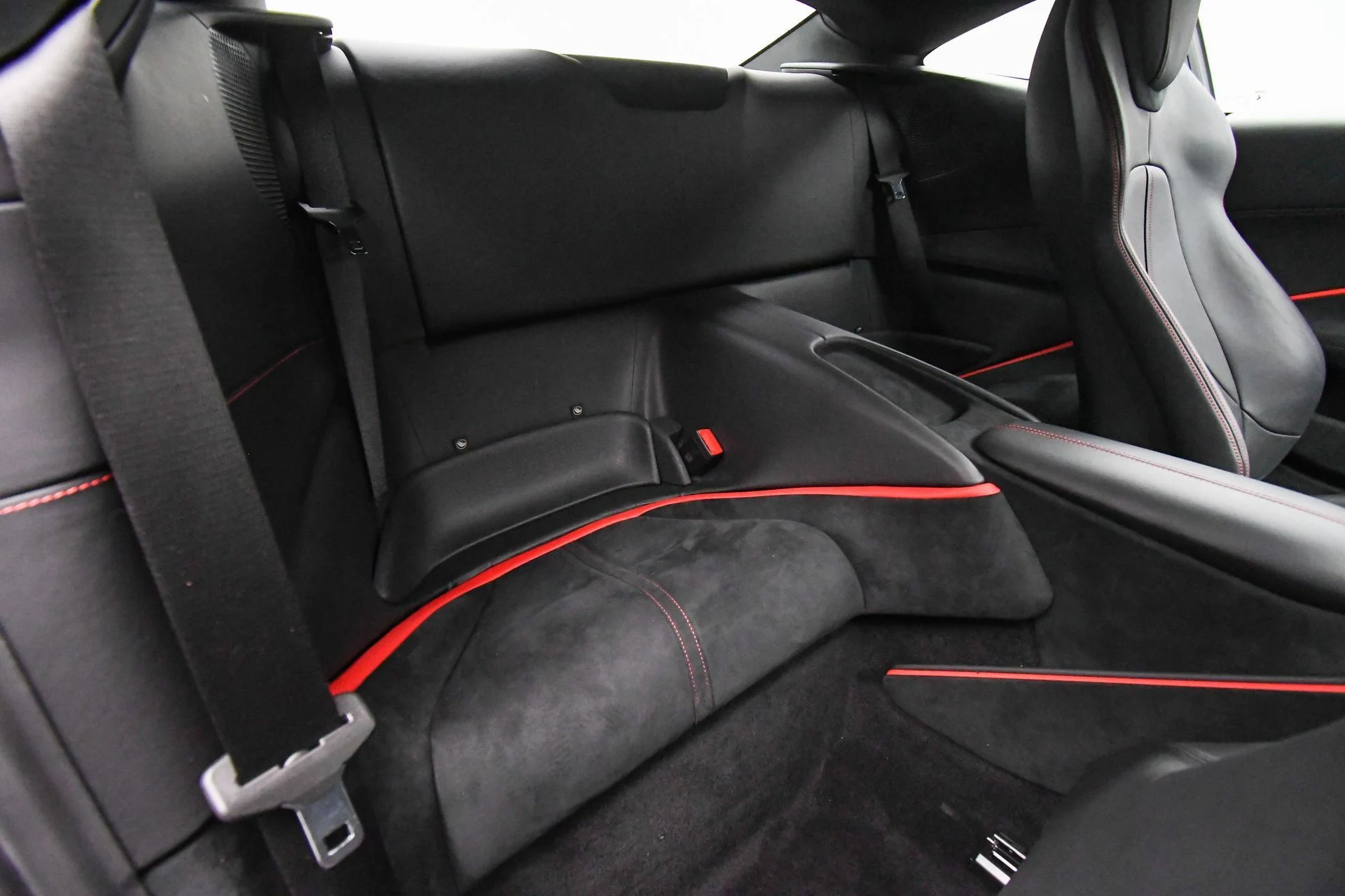 mph055_2519891774_67f7b84d8f994a3e837e61f87a12e2af_39b2e67a36