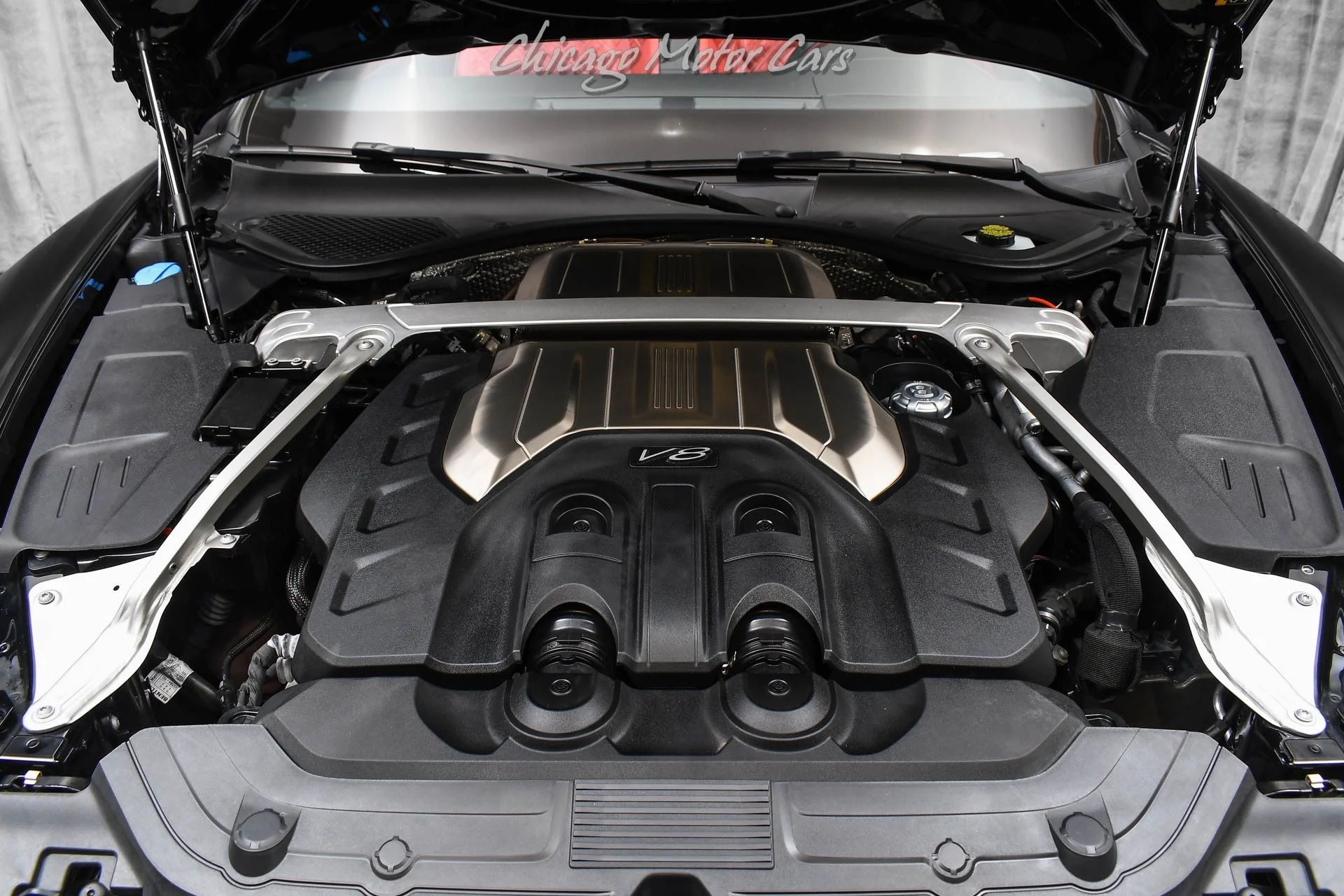 mph055_2551930111_13177_p56_l_f193c6742f