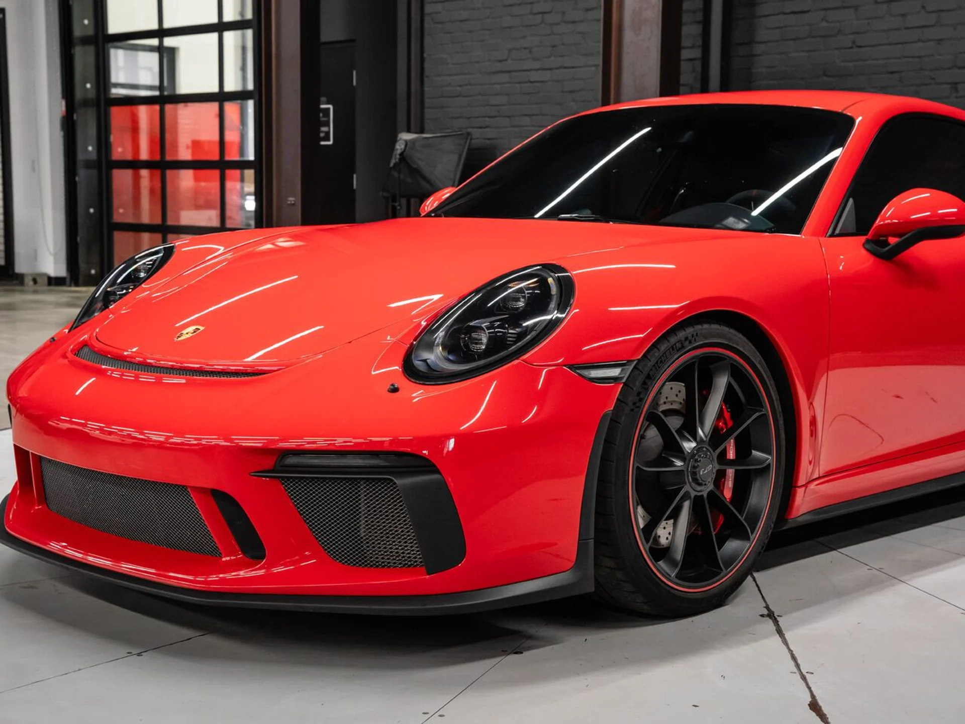 mph055_2552107451_porsche_911_2018_7d76e2fcc9
