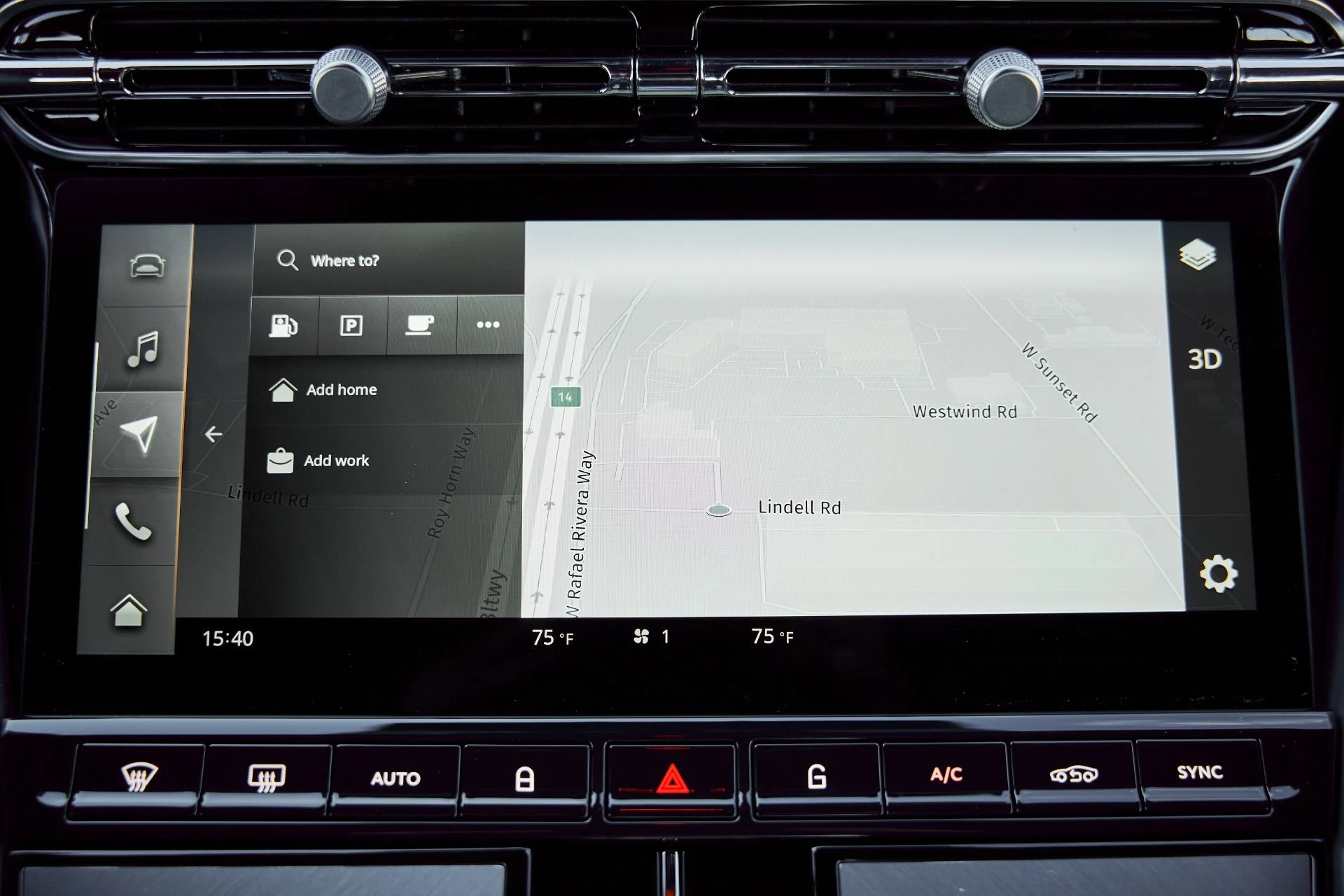 mph055_2560377581_Used_2024_Aston_Martin_DB_12_1767840061_b478dddb93