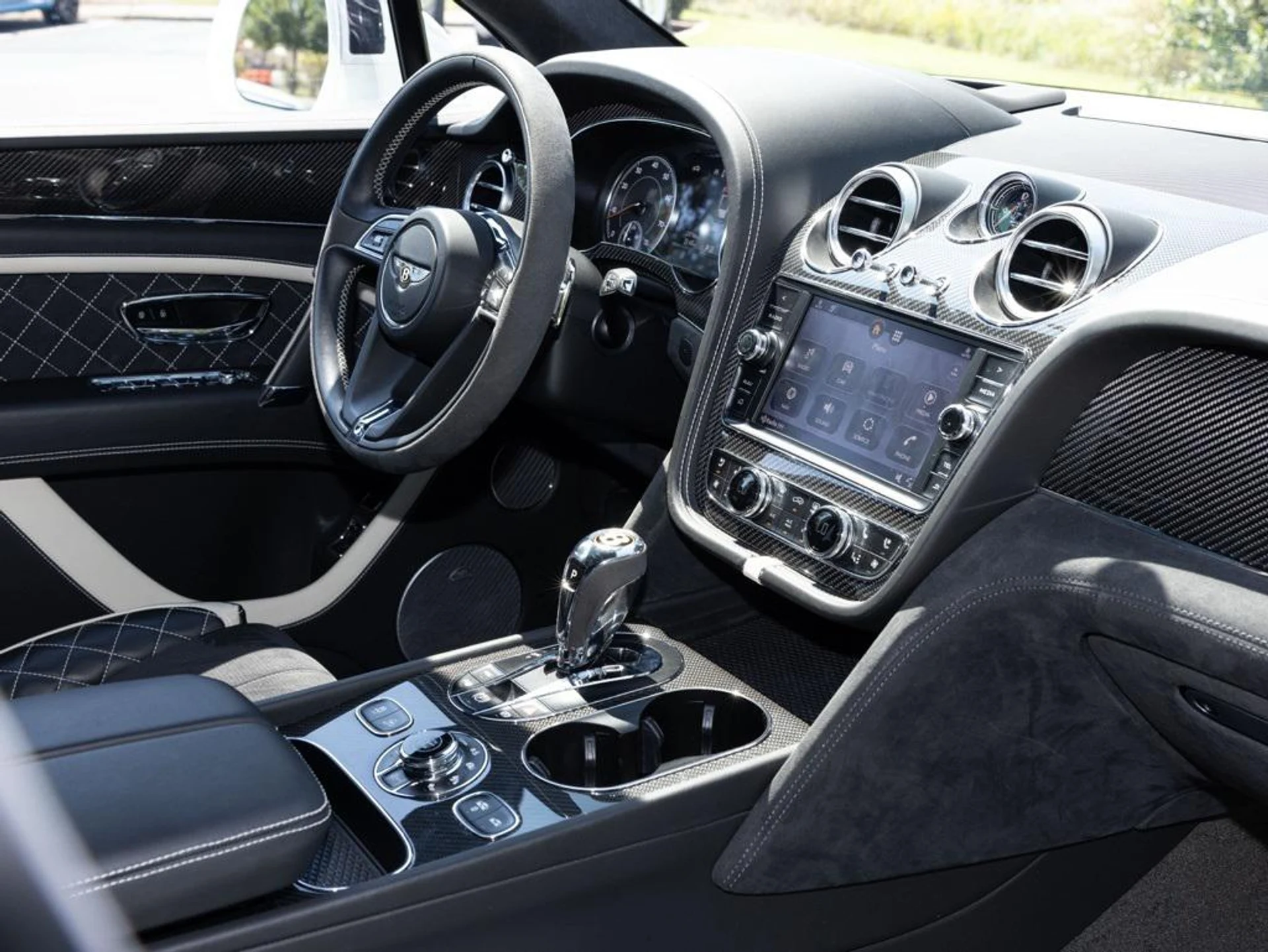 mph055_2585968301_453535946_68c545b5866a66fdd6c44774_bd2c0260e2