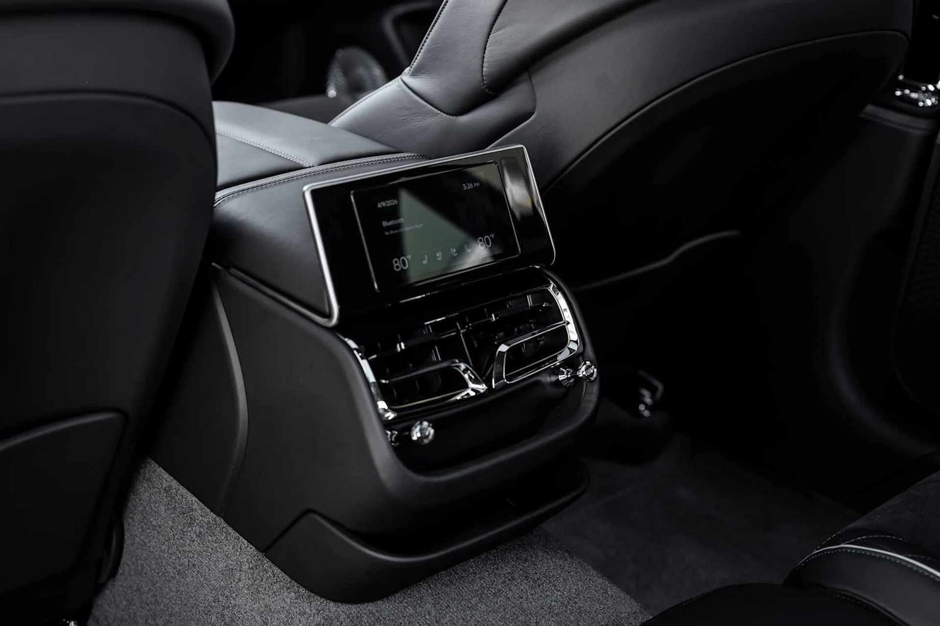 mph055_2613561381_54015db07a812006e6135d6b856f6e07x_7d4047a3d6