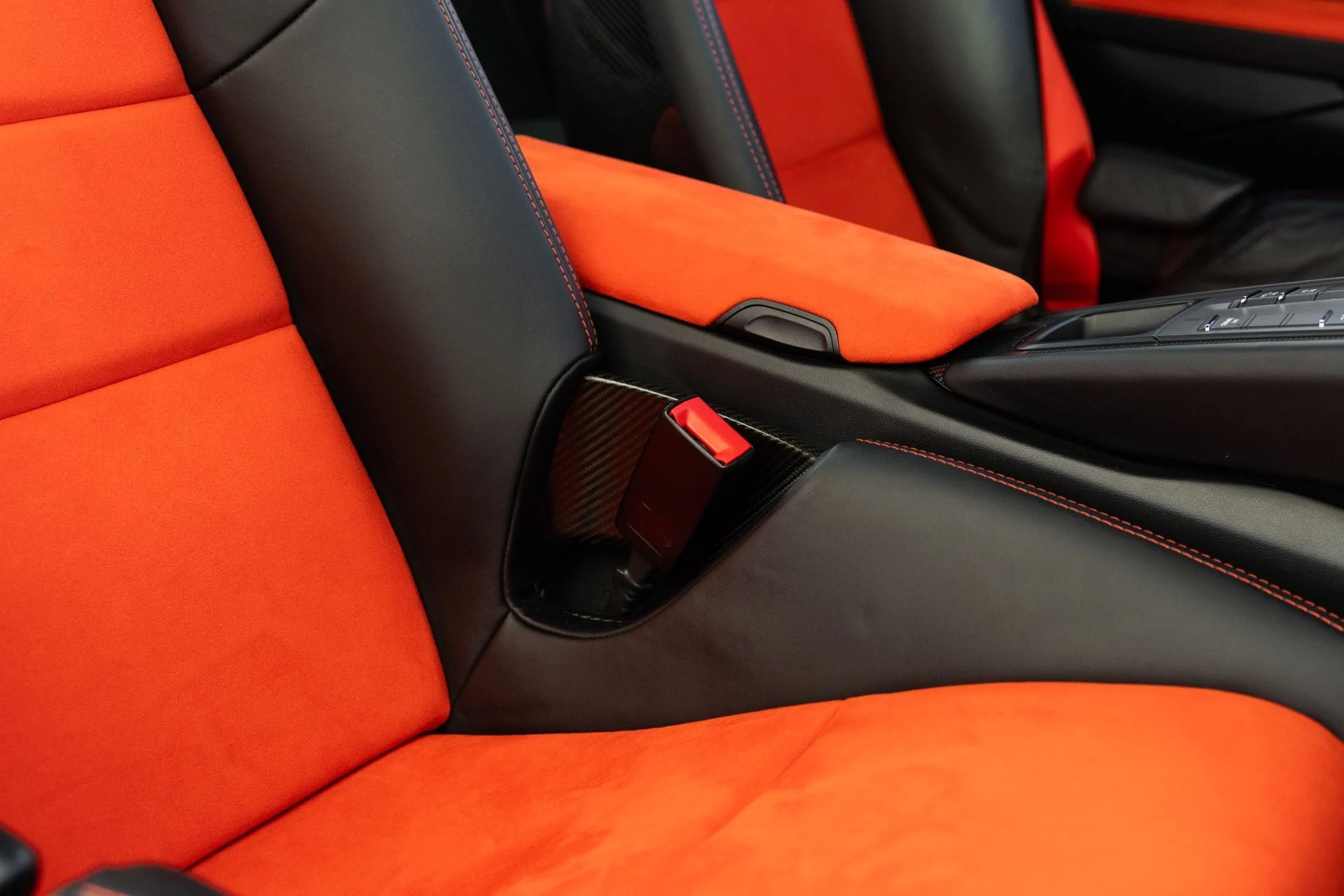 mph055_2662033242_Used_2016_Porsche_911_GT_3_RS_1766773556_cfc8f460ac