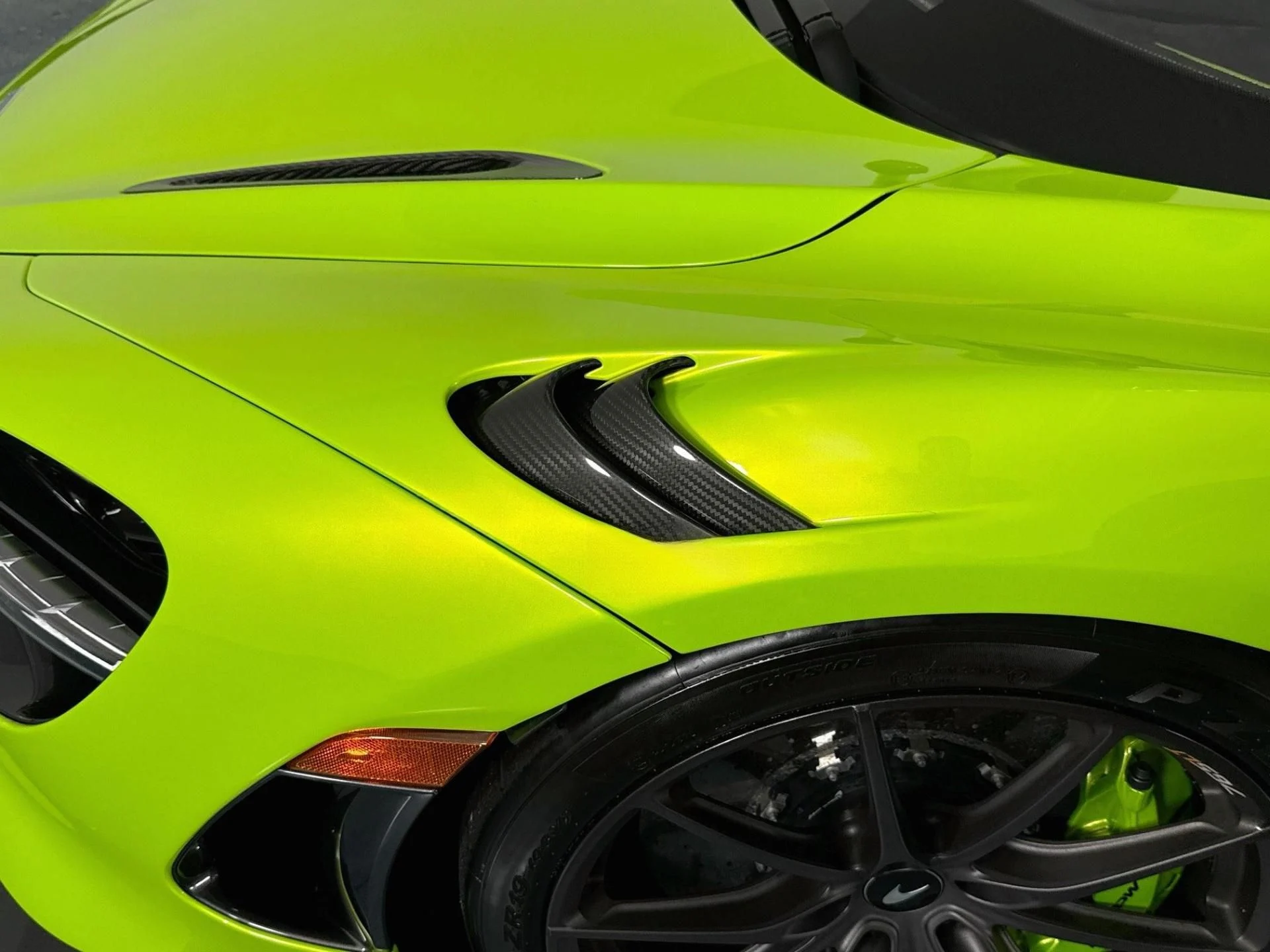 mph055_2663285243_Used_2022_Mc_Laren_765_LT_Spider_1789410114_76eeeb4805