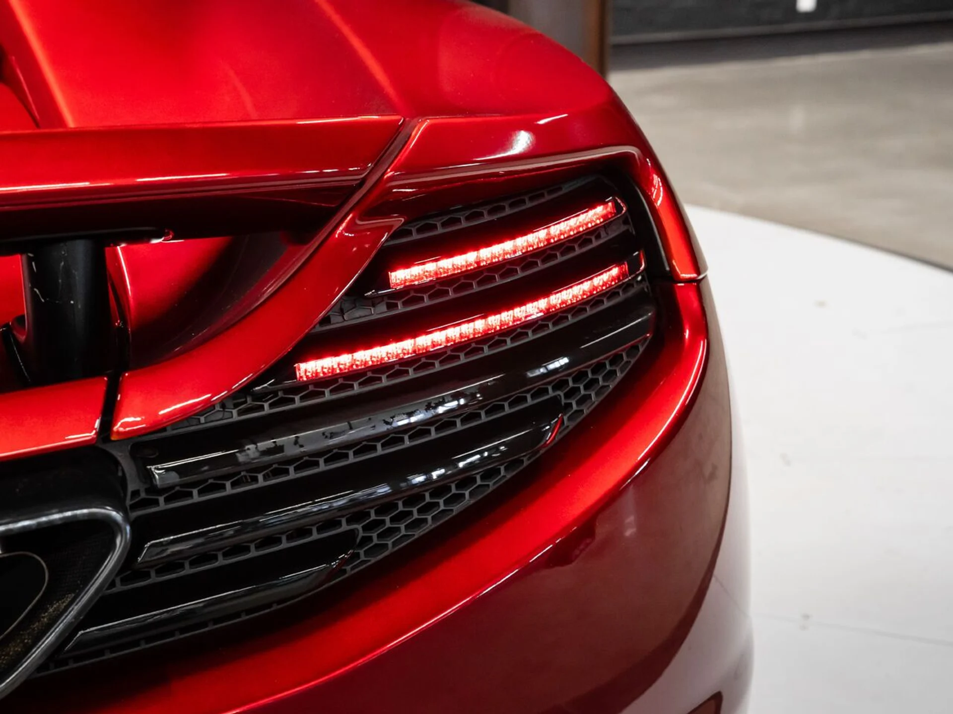 mph055_2664098018_mclaren_mp4_12c_2014_88a231cedf