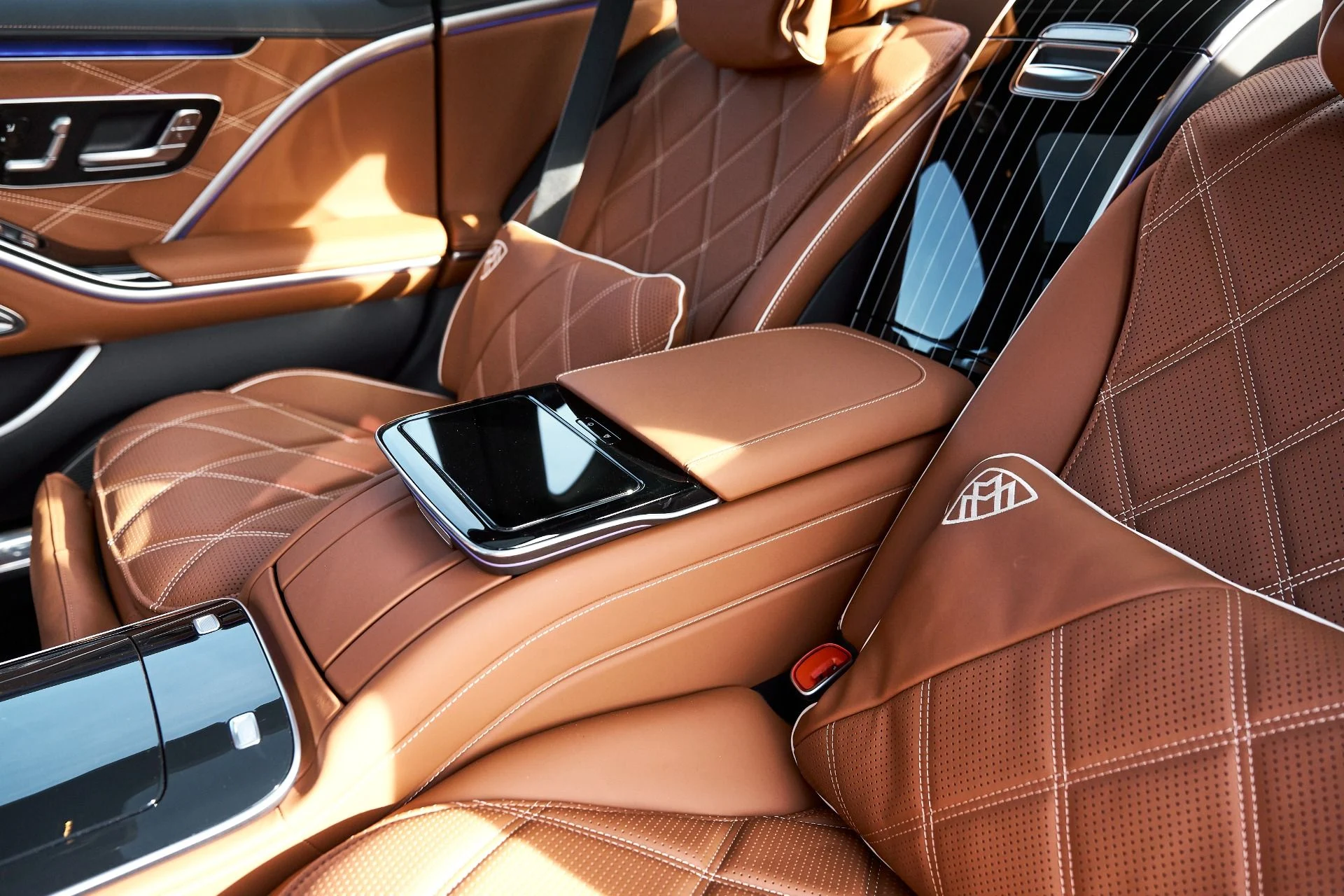 mph055_2676441216_Used_2026_Mercedes_Benz_S_Class_Maybach_S_680_1766455616_1c5fb0898d