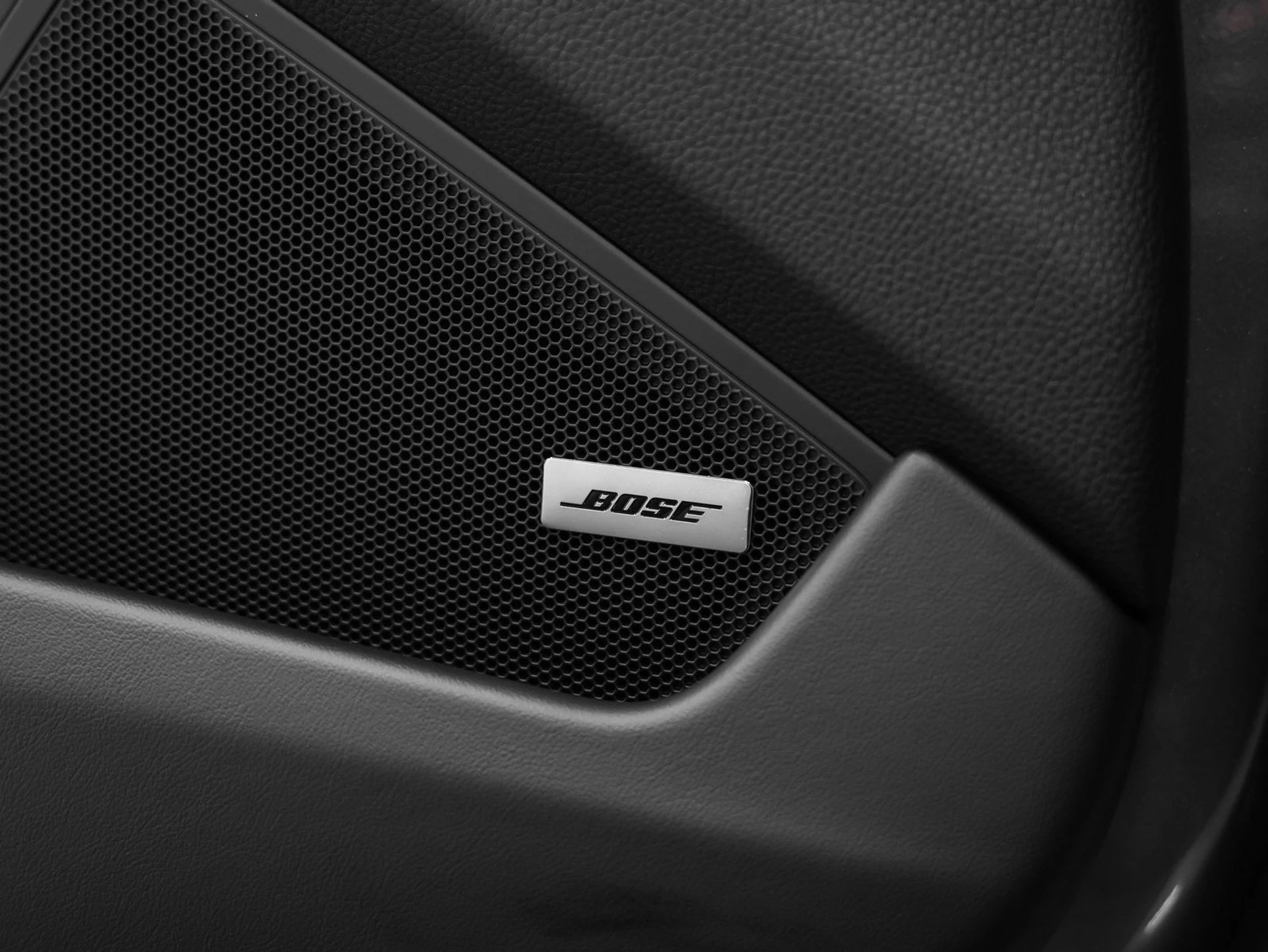 mph055_2677083468_56_87cdb78c3e