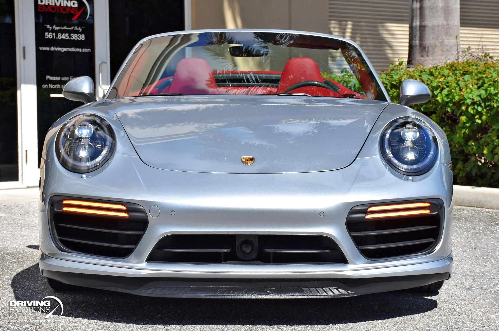 mph055_2743011381_866_p56_l_69b2d1175f