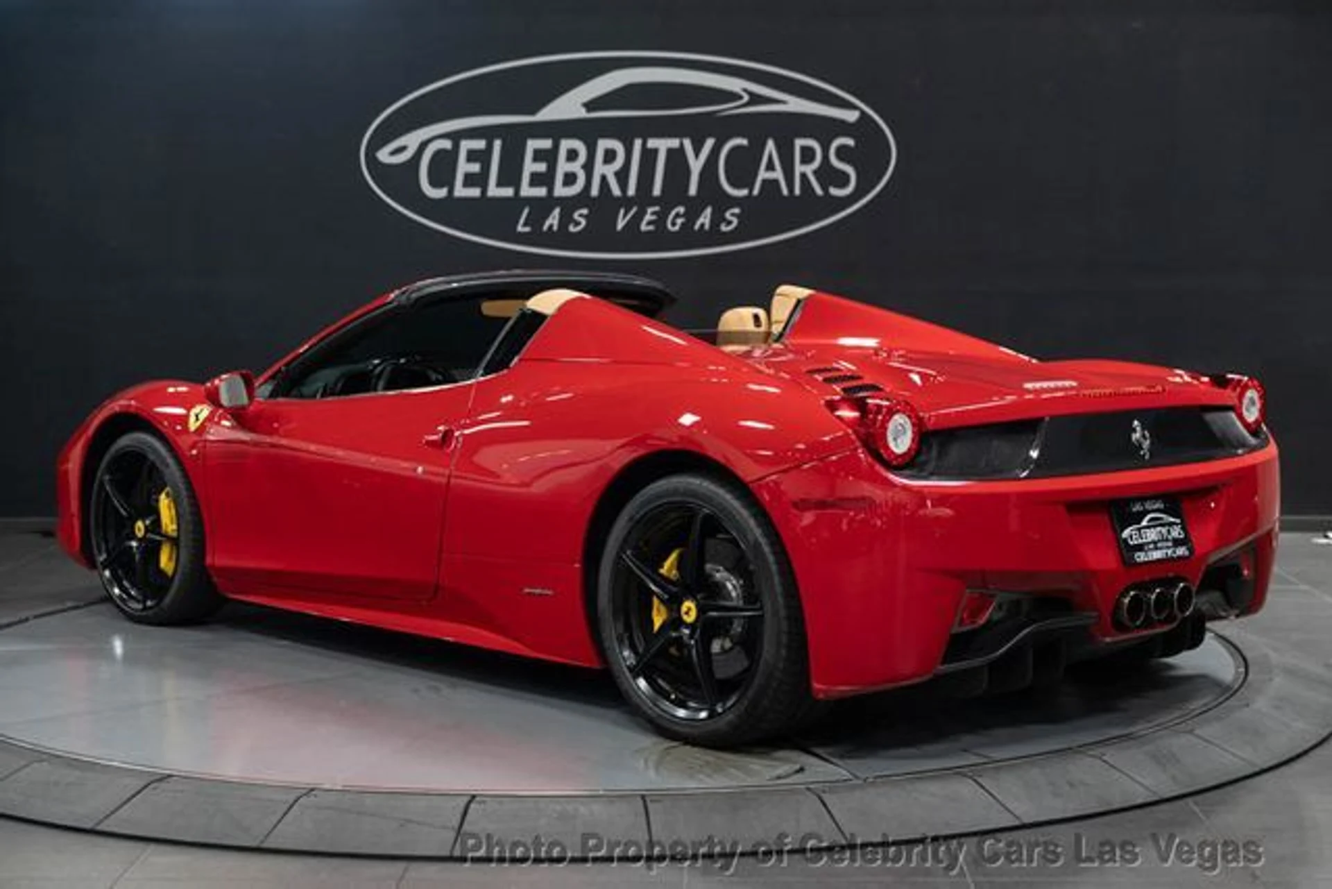 mph055_2745471133_used_2013_ferrari_458_italia_2drconvertible_9707_23037118_60_640_5a2ef097a7