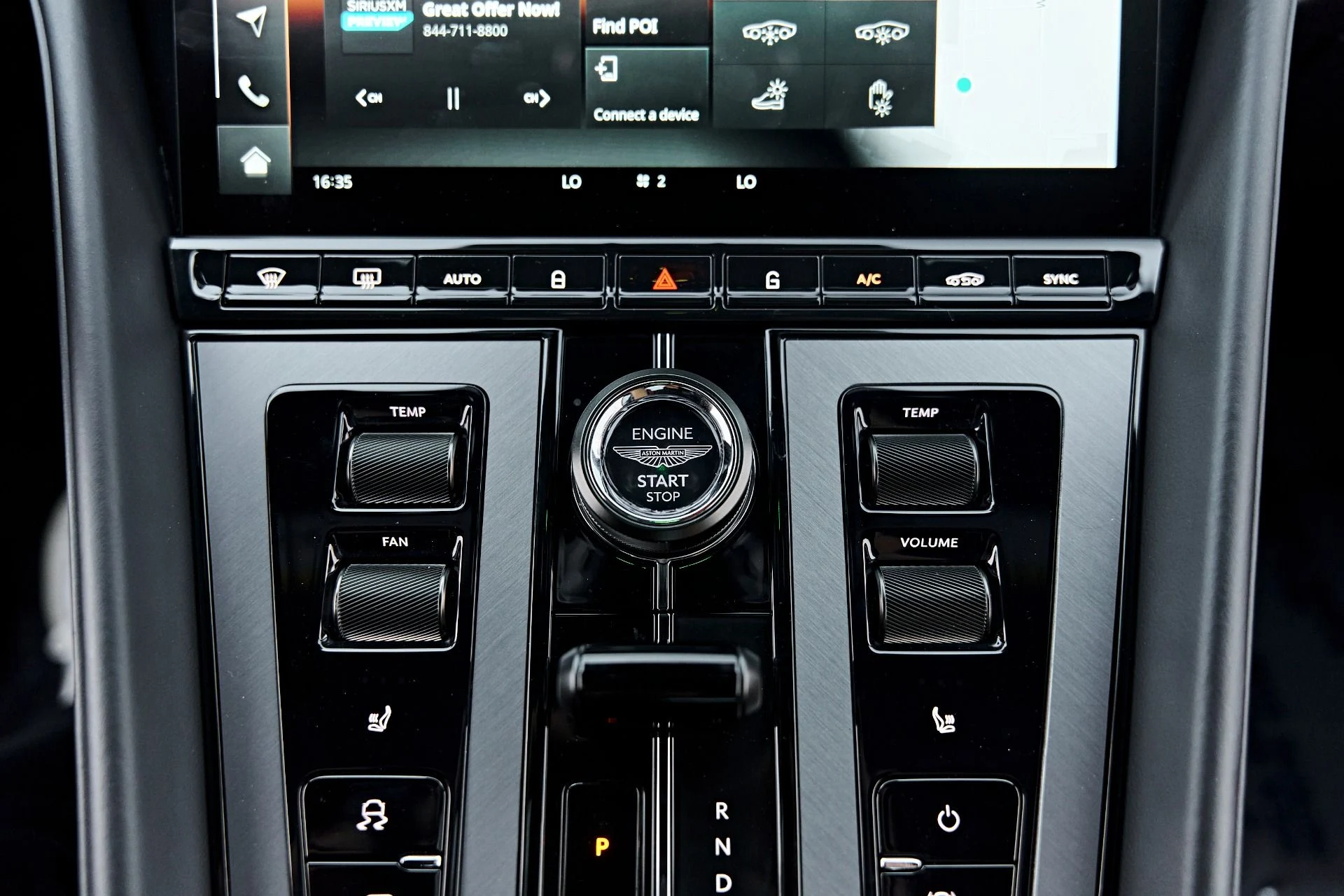 mph055_2762590319_Used_2024_Aston_Martin_DB_12_1789627812_18c2814413