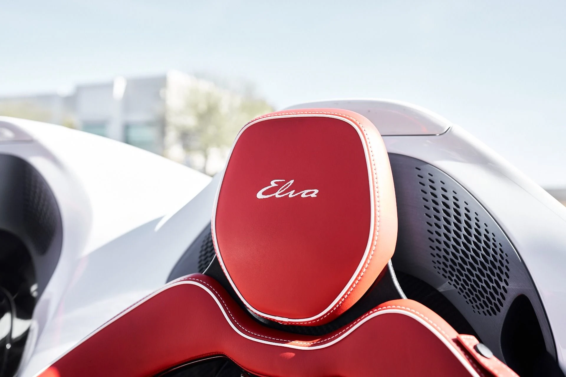 mph055_2768768951_Used_2021_Mc_Laren_Elva_1762815353_2677047ca6