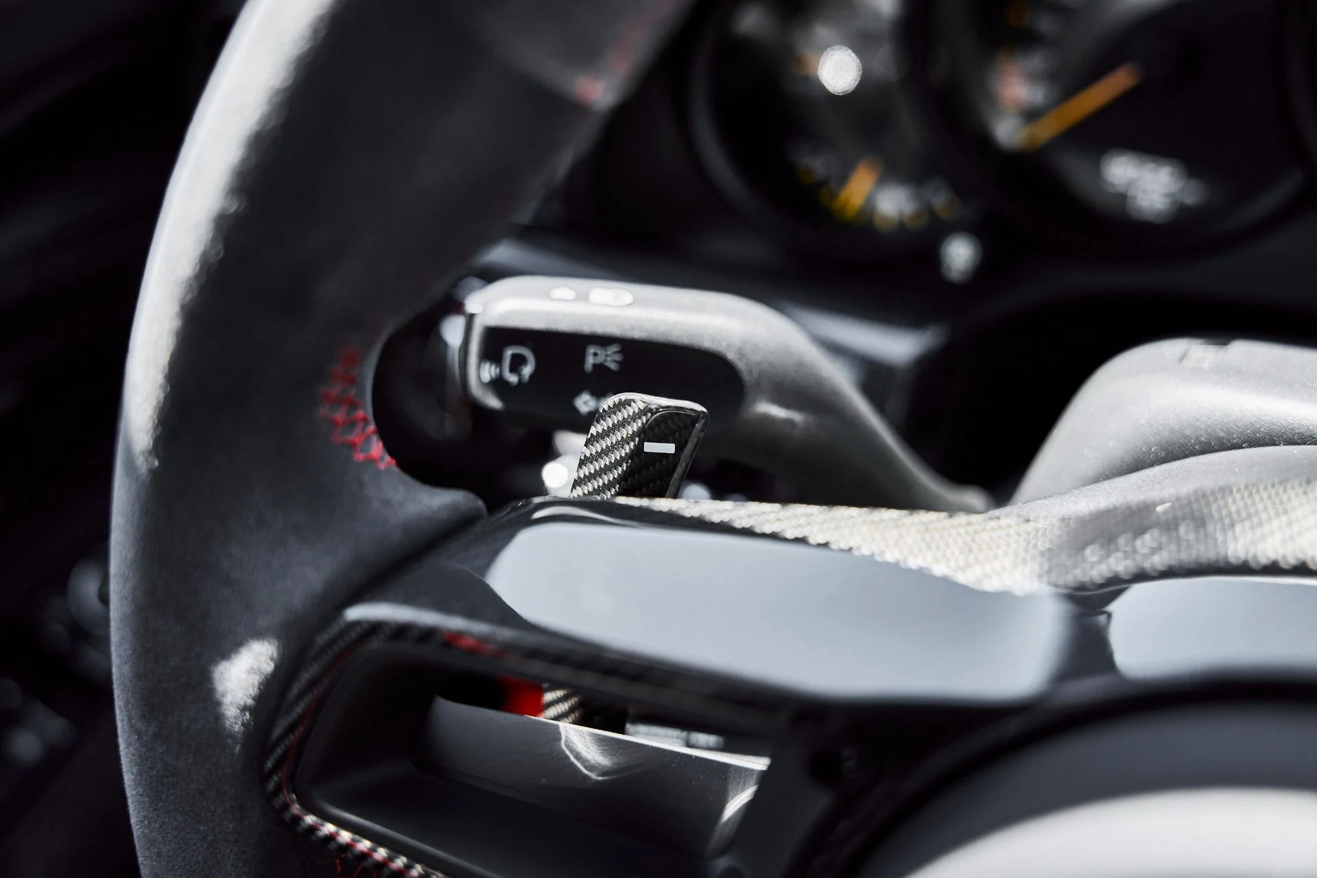 mph055_2774287292_Used_2018_Porsche_911_GT_2_RS_1778880984_af9e5a0a57