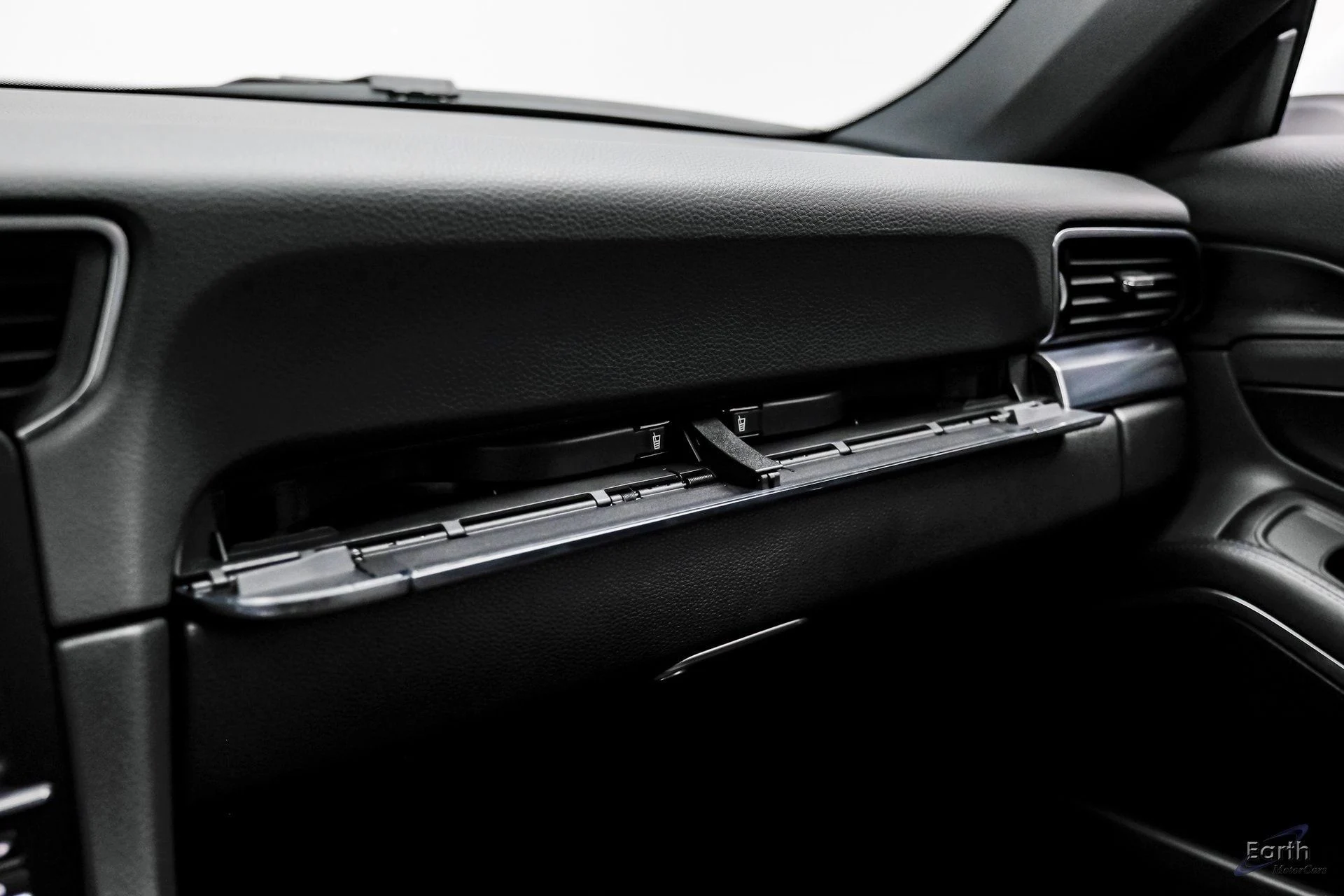 mph055_279945336_a1e696b0d0c0756fe1605a1a63546c04x_6a21d60e9b