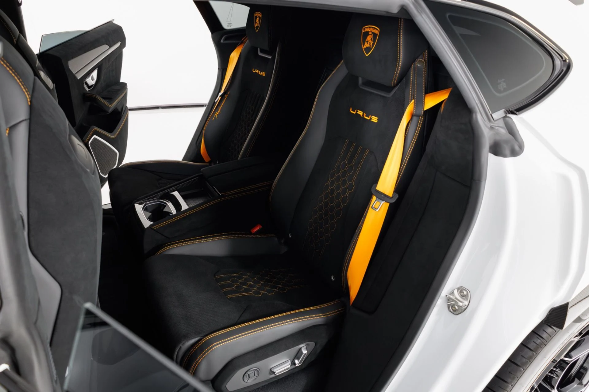 mph055_2826298868_Used_2024_Lamborghini_Urus_Performante_1780601148_069c7e2b9f