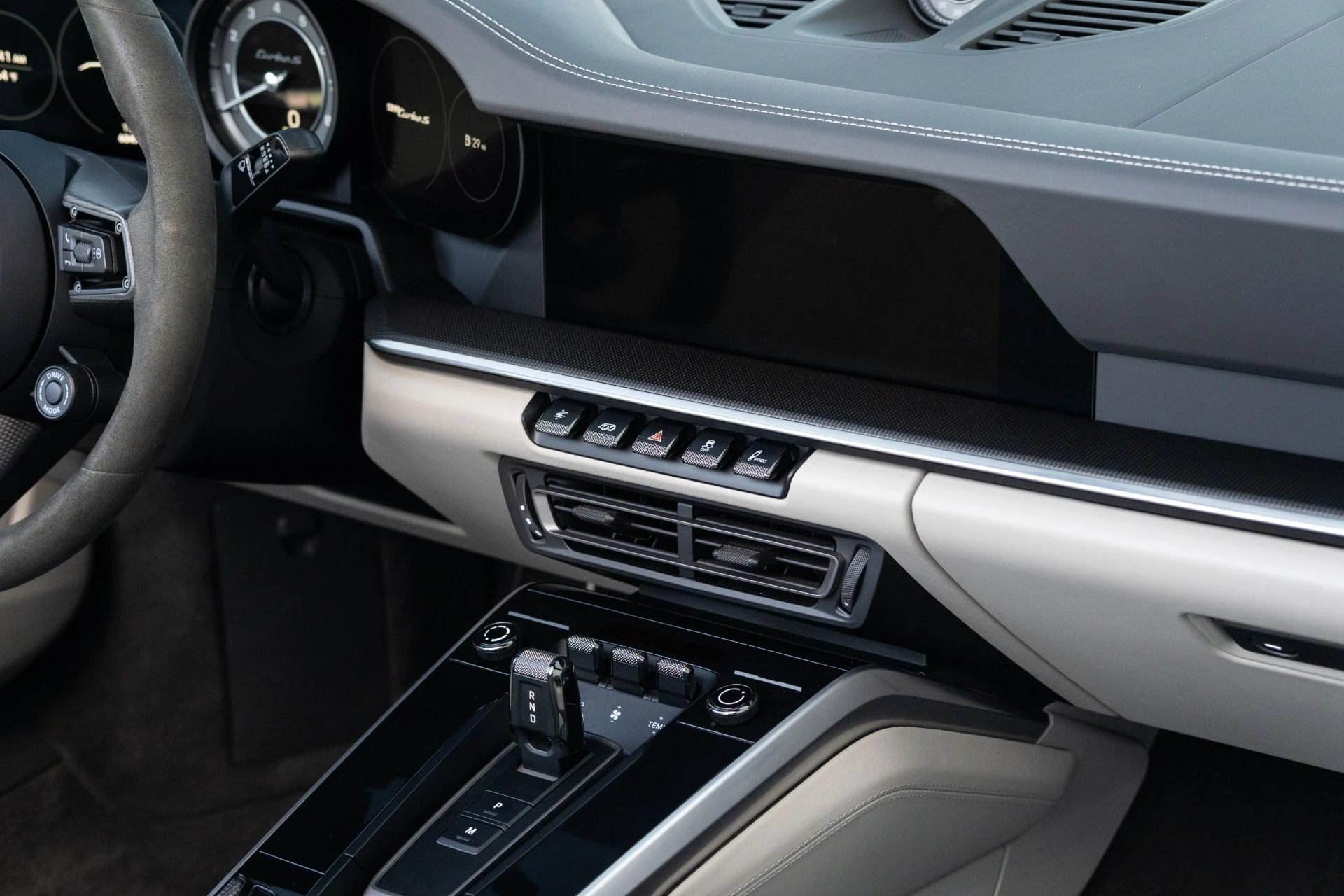 mph055_2845279910_Used_2025_Porsche_911_Cabriolet_Turbo_S_1769622575_d8be1f4aa8