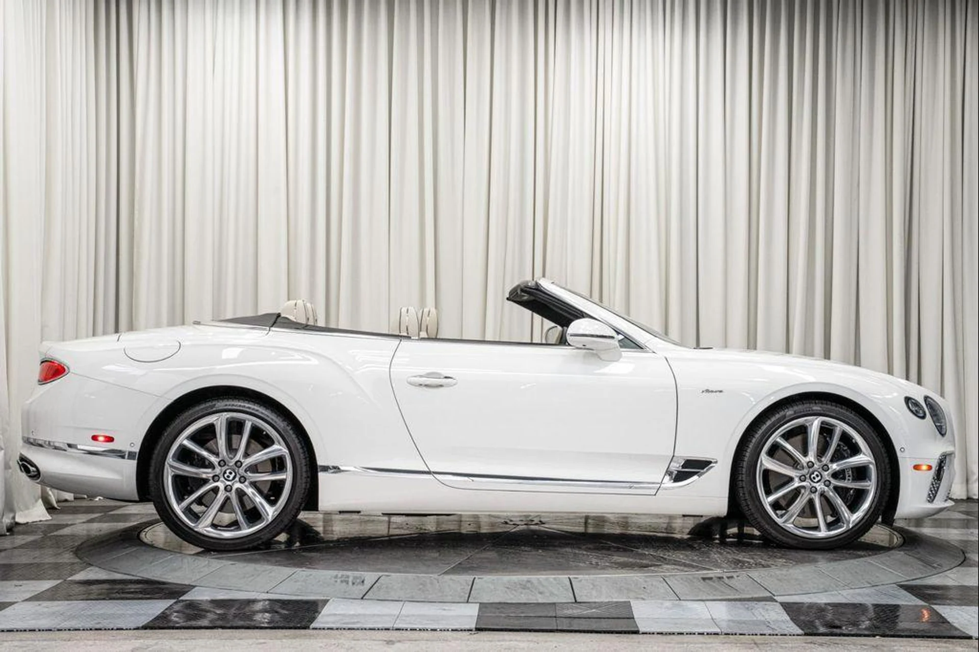 mph055_2850368040_Ot6_Ic_Rkh_Cl_Te_Wr_V2_Ox_Xr_Sh4_Y_Uf0_ed5b6a6eac