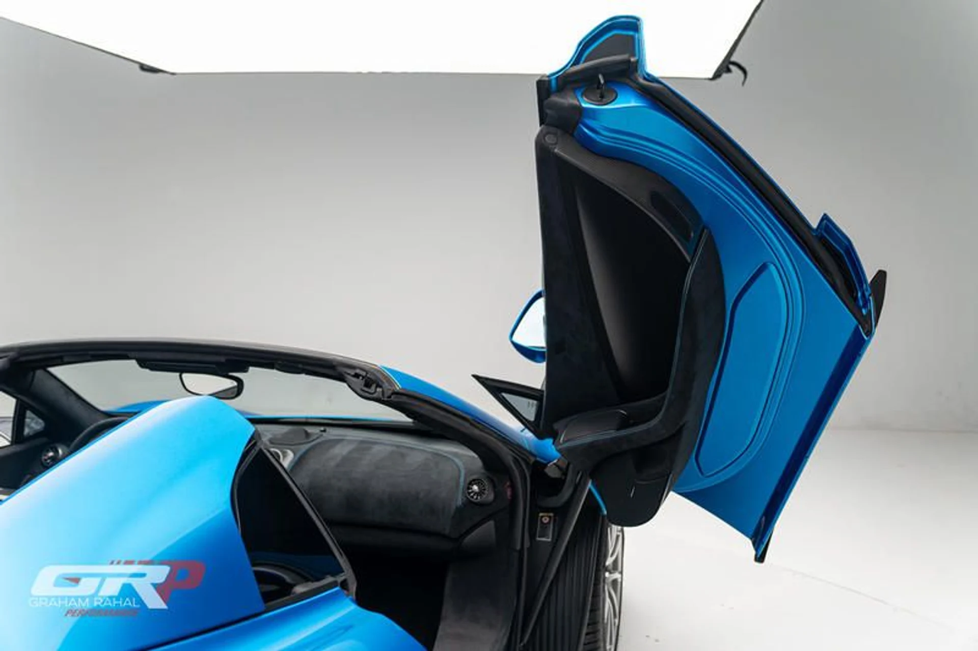 mph055_2879321495_951_D7415_8_DC_7_406_D_84_E3_8_F52_A5_CD_12_A8_ede9a91a5e