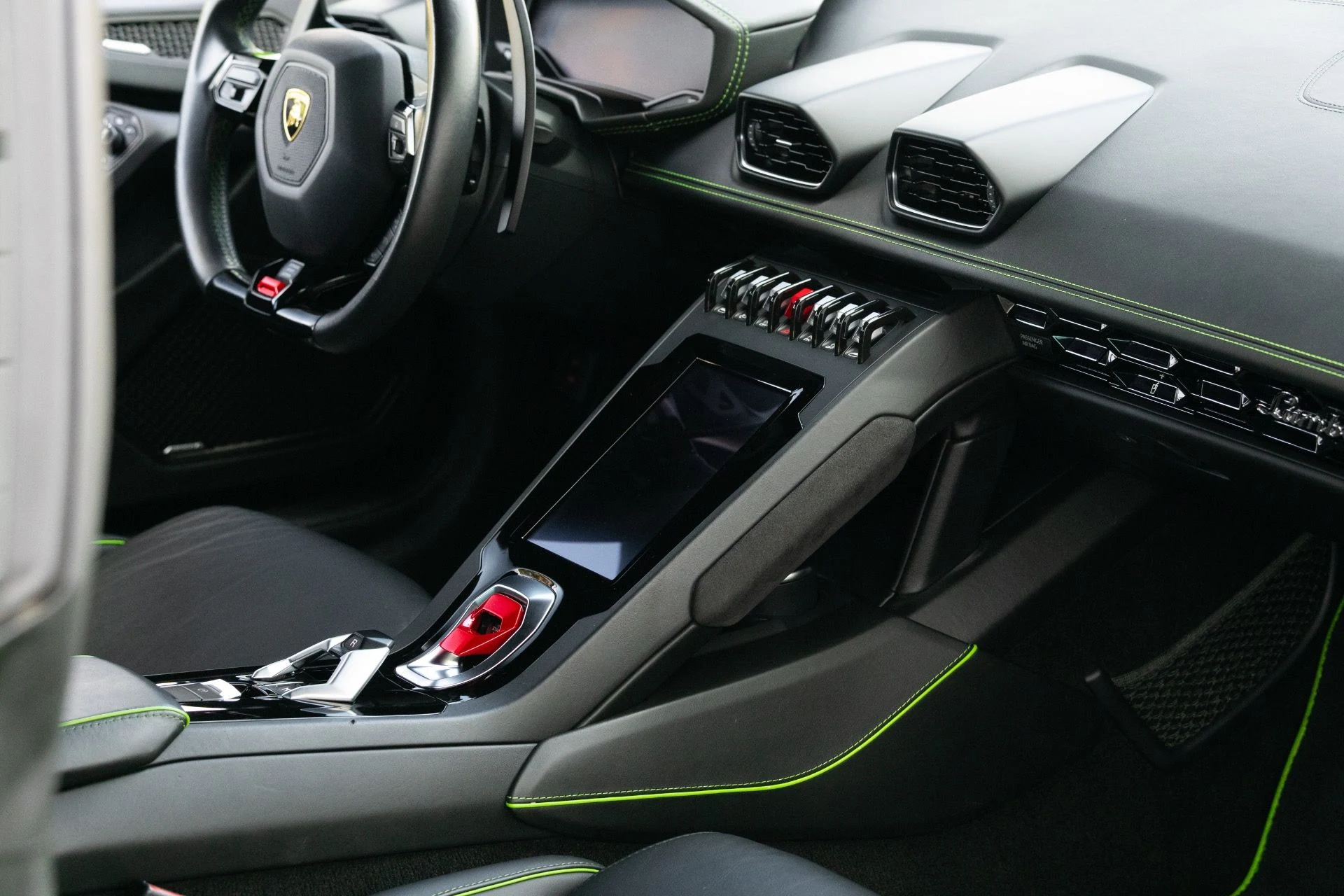 mph055_2893961824_Used_2020_Lamborghini_Huracan_EVO_1770872075_d35b02f48d