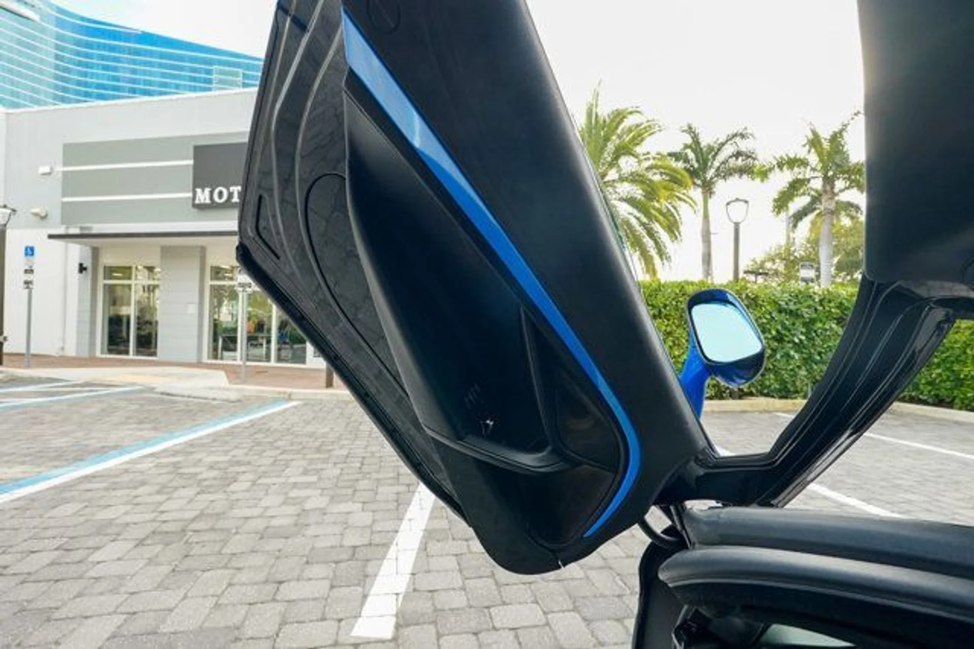 mph055_2905166860_22942328_56_640_c5f9042881