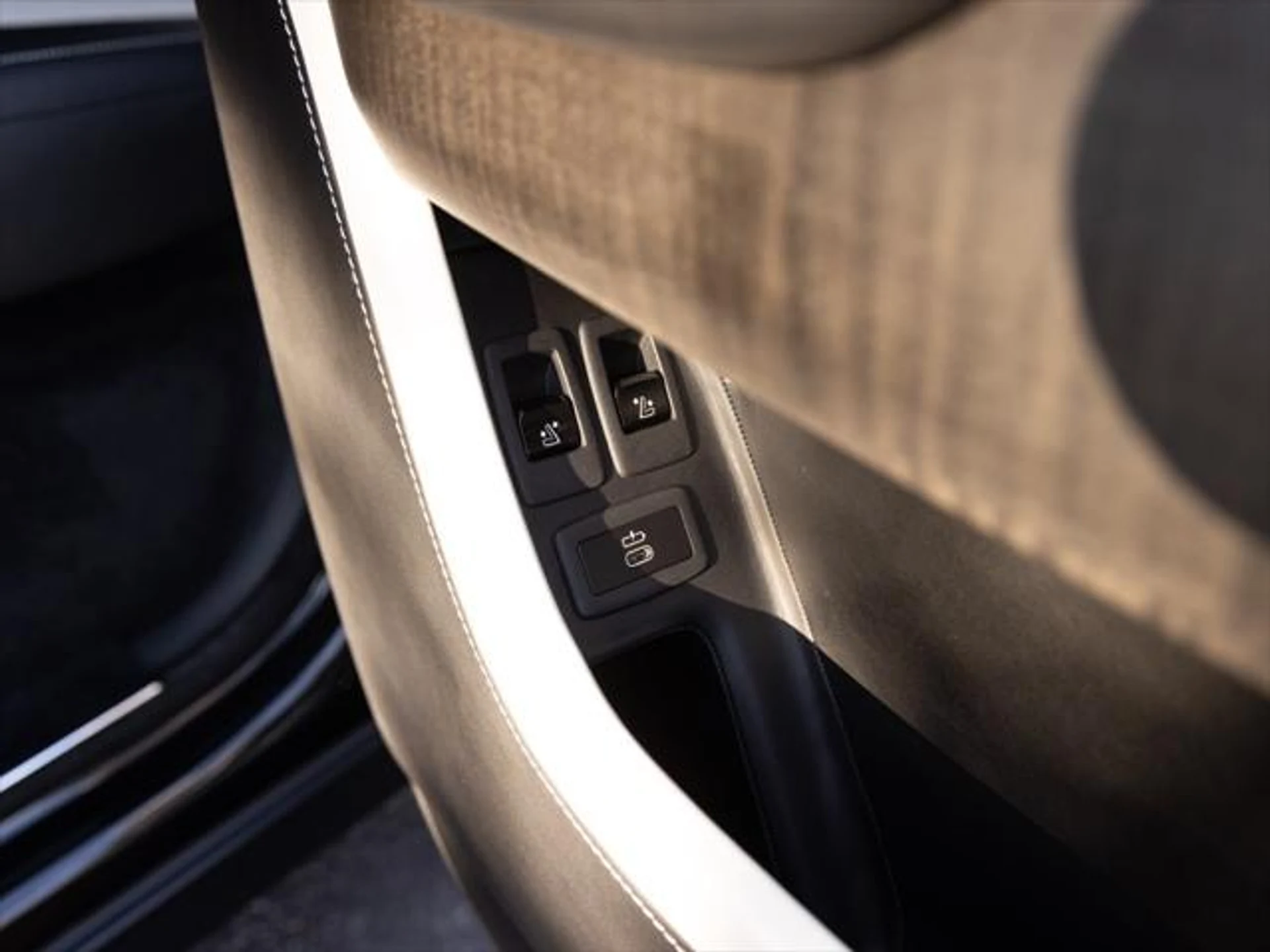 mph055_2914840030_342960235_6673c02c7c1dc78c17071b80_076caa011b