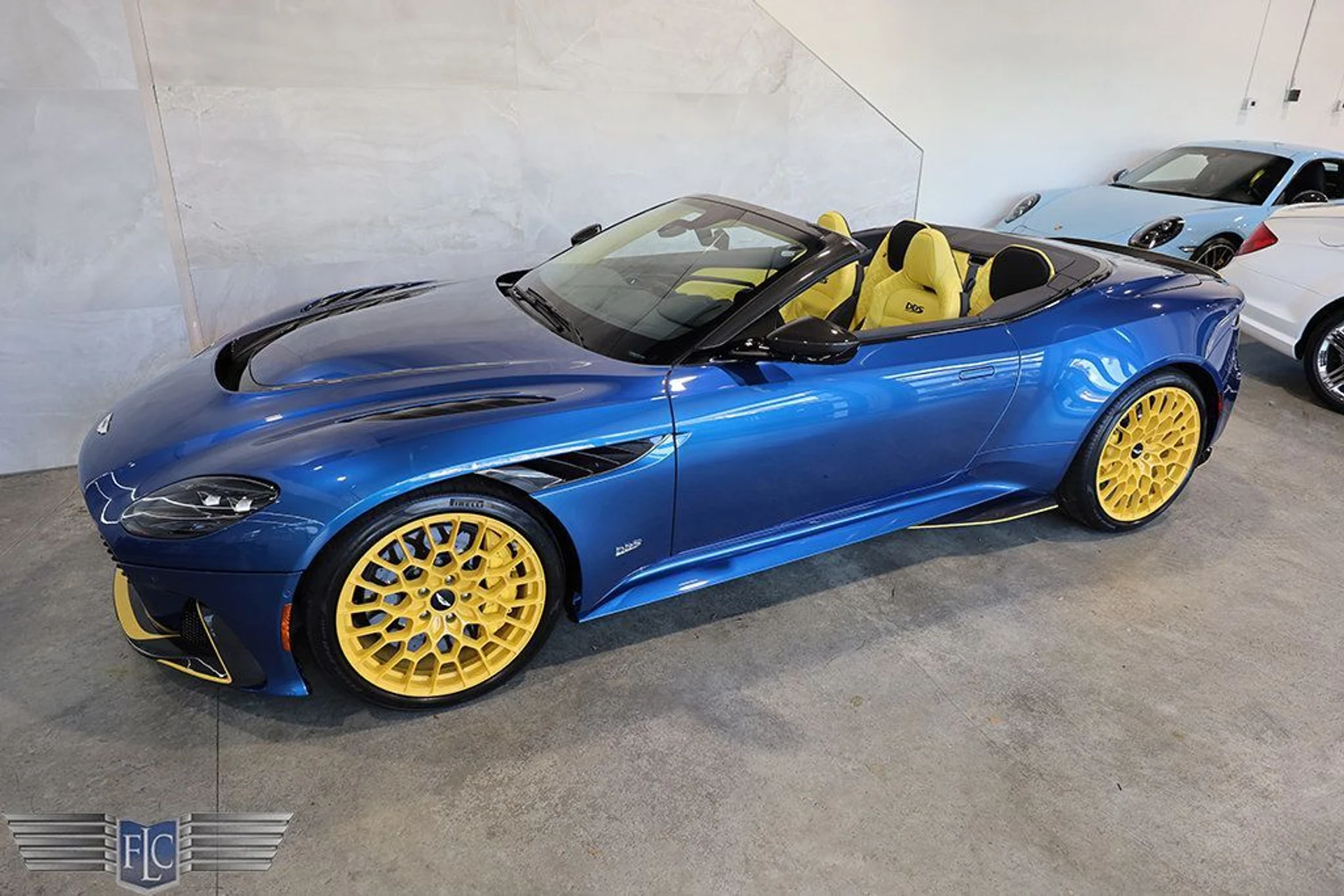 mph055_2916072418_used_2023_aston_martin_dbs_20235volante770ultimate_9689_22994688_56_1024_78afe674a4