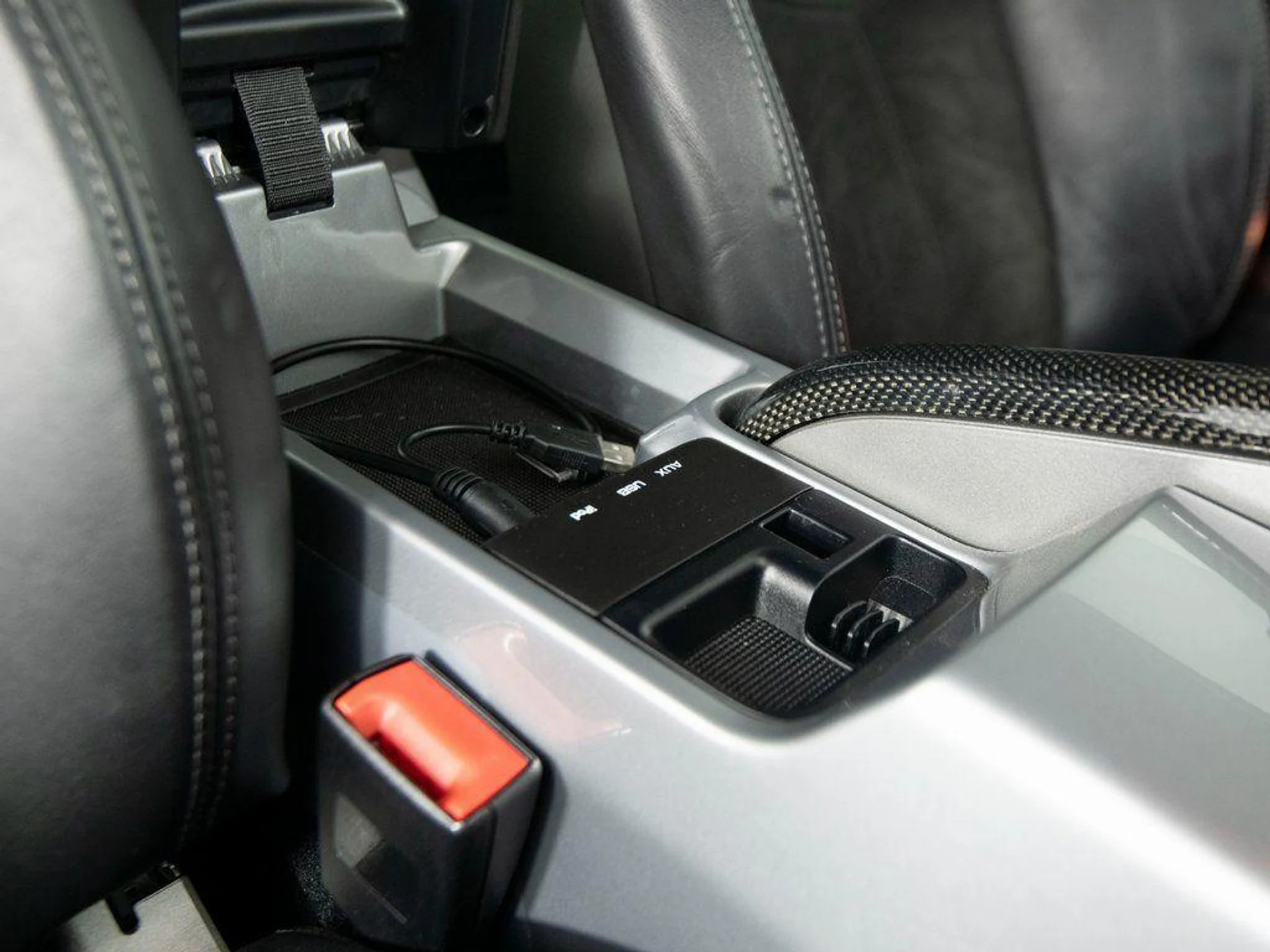 mph055_2921382798_gx_D_Bw9_Hzh_M_Ynj_SXQJ_Hc_XO_Vkzm_R8_5304e46a2f