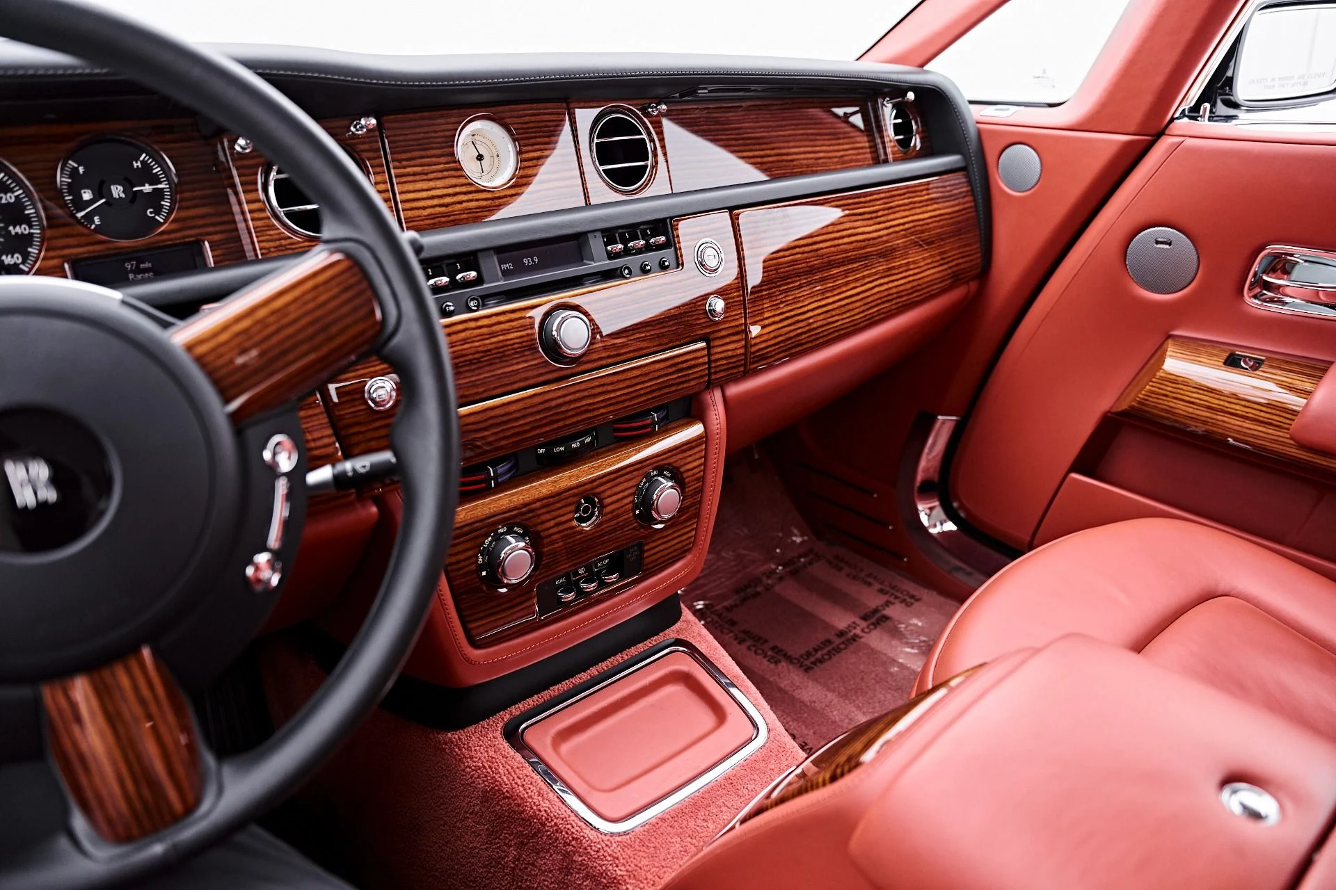 mph055_2933983120_Used_2009_Rolls_Royce_Phantom_Coupe_Base_1784853774_eecd239ef2