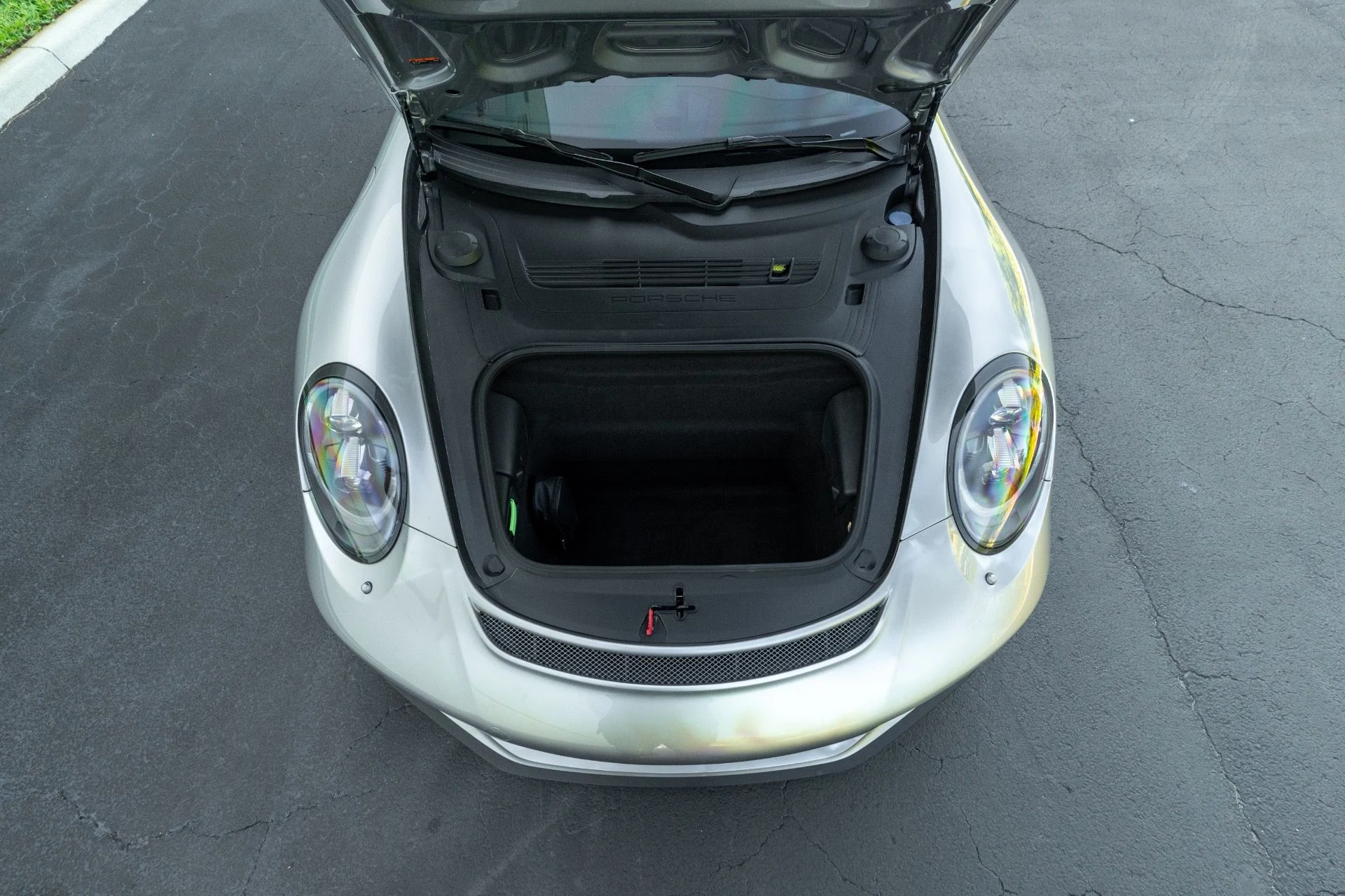 mph055_2947715842_Used_2018_Porsche_911_GT_3_1761946041_ddc23e4ba7