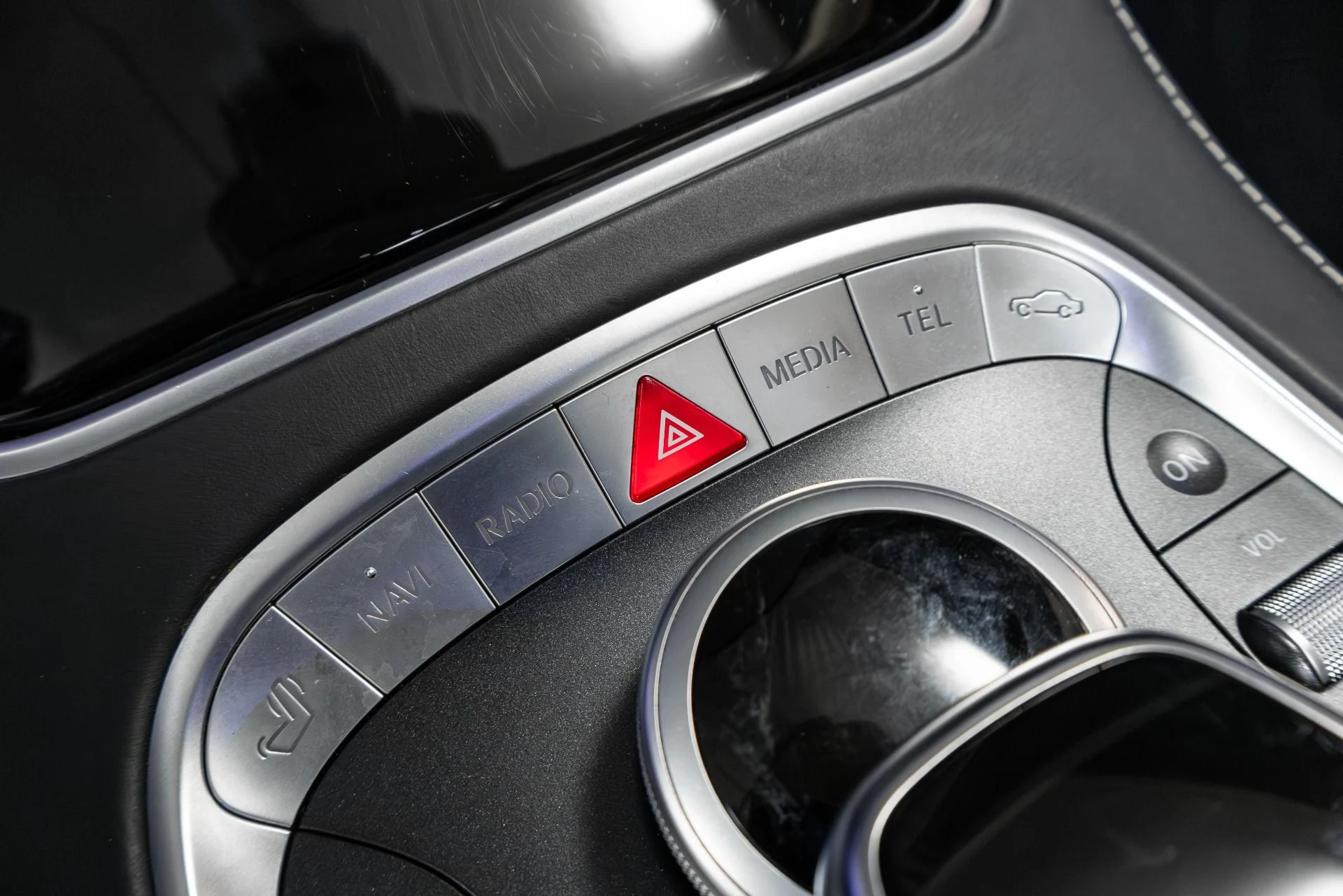 mph055_2948959687_Used_2016_Mercedes_Benz_S_Class_Maybach_S_600_1763586066_641022c006