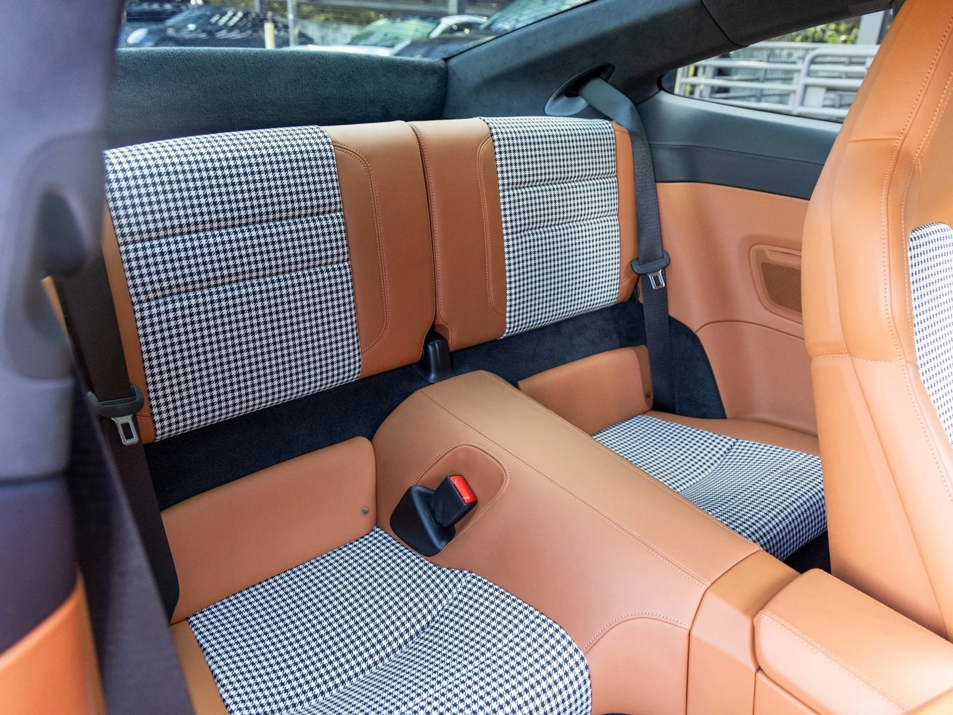 mph055_2980826784_56_ac4089f8bc